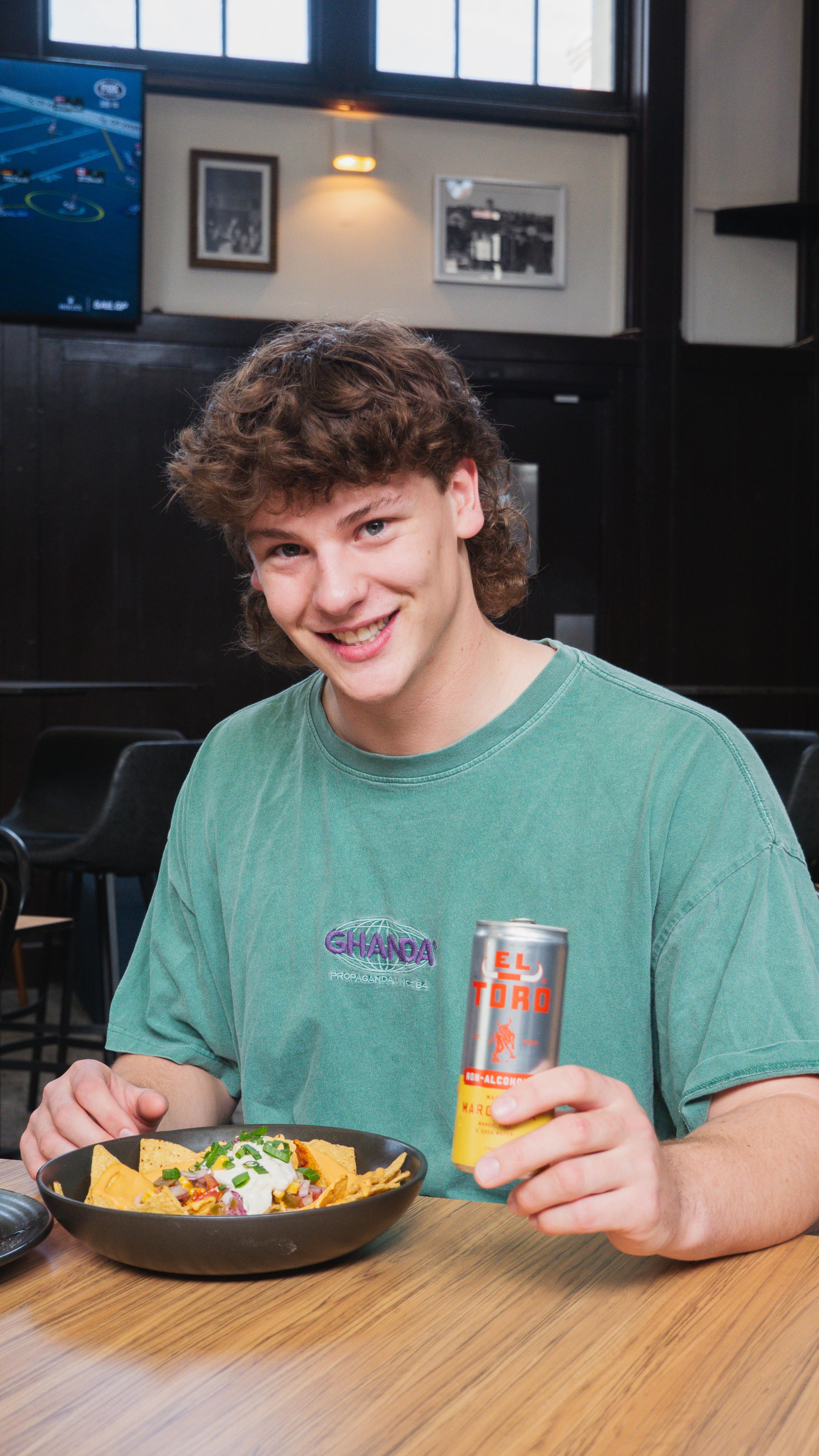 Have you tried the new menu items at the Tav? ๐
๐
Fresh, flavour-packed Bruschetta โ $13
๐ฎ Nachos Beans (VG) โ $16
๐ Nacho Beef โ $22
โฌ๏ธ Guild members get 10% off
๐ฅ But hereโs the real dealโฆ every WEDNESDAY is Nachos Fiesta Day!
Grab any nachos with an El Toro Paloma Cocktail or Mango Margarita Mocktail โ and enjoy your second of the same drink FREE! ๐น๐
Good food, good vibes, and a Wednesday you donโt want to miss โ only at the @uwatavern !