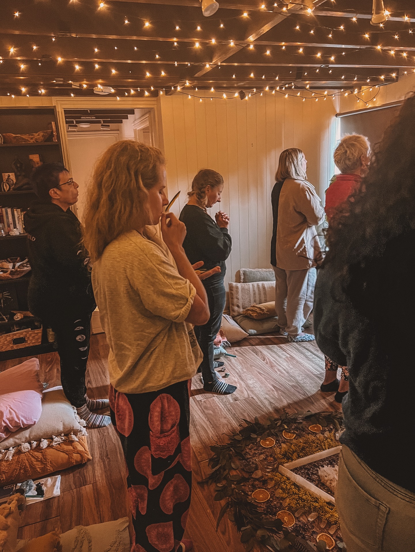 When we pause to honour, to truly connect, we awaken to something so beautiful it moves through our bones.
Gratitude pours in, goosebumps rise, and the spark of life stirs awake inside us.
A reminder: what you call in with devotion will always meet you.