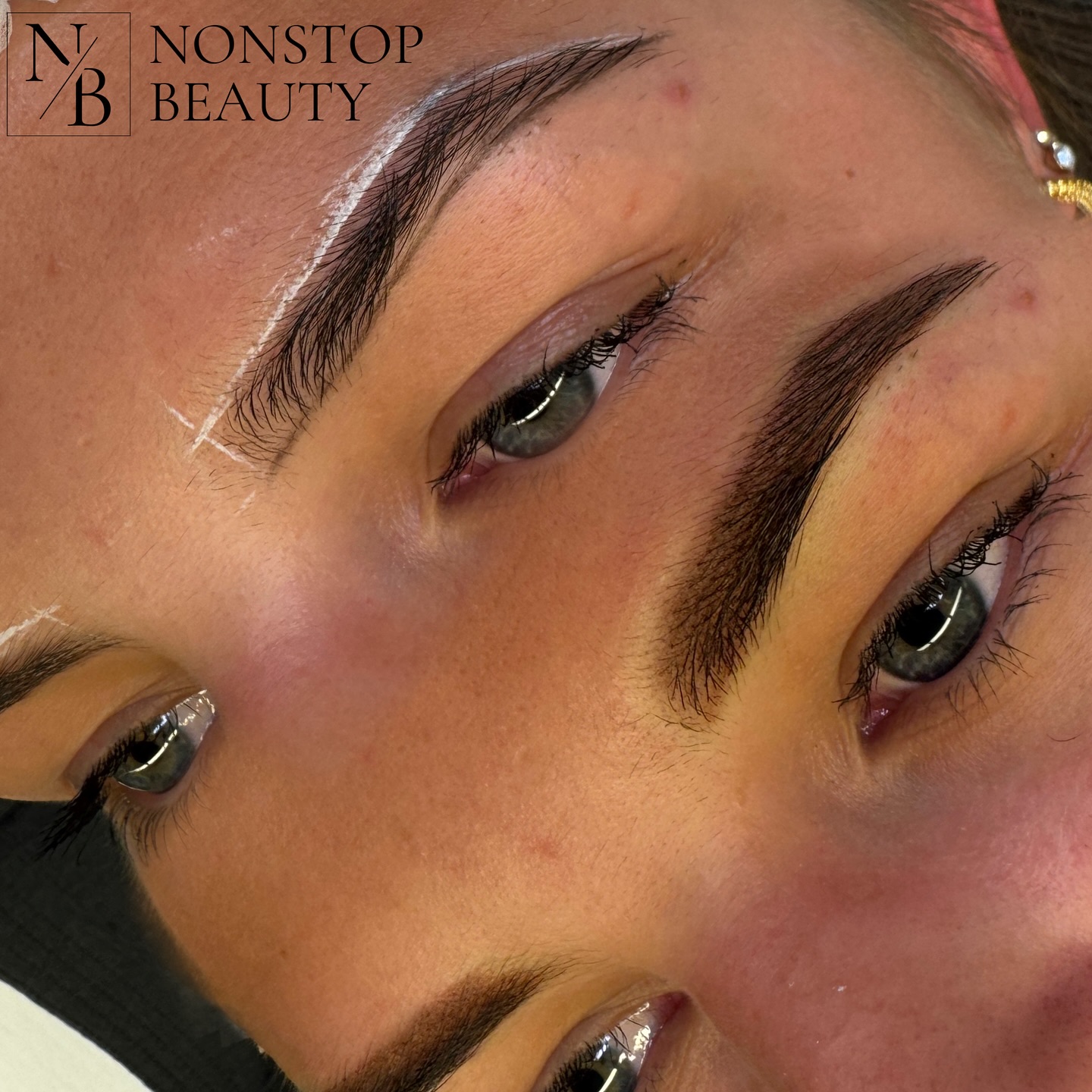 ✨ Powder Brows – schön definiert ✨
Mit der Powder Brow Technik bekommen deine Augenbrauen eine sanfte Schattierung, die sie voller und perfekt geformt wirken lässt – ganz ohne nachzeichnen mit den @labina24_de Pigmenten 🫶🏼 (Mix aus Dunkel- und Hellbraun + Papayaorange)
So wachst du jeden Tag mit gepflegten Brows auf und sparst dir wertvolle Zeit am Morgen. 🌸
Danke an meine liebe Kundin für die schöne Zeit und das Vertrauen – es war mir eine Freude! 💖
#powderbrows #pmubrows #browsonpoint #pmuartist #permanentmakeup #powderbrowstechnic #perfectbrows #browgoals #pmubeauty #browsbrowsbrows #pmueyebrows #permanentbrows #browtransformation #browpigmentation #pmuartists #browlove #naturalbrows