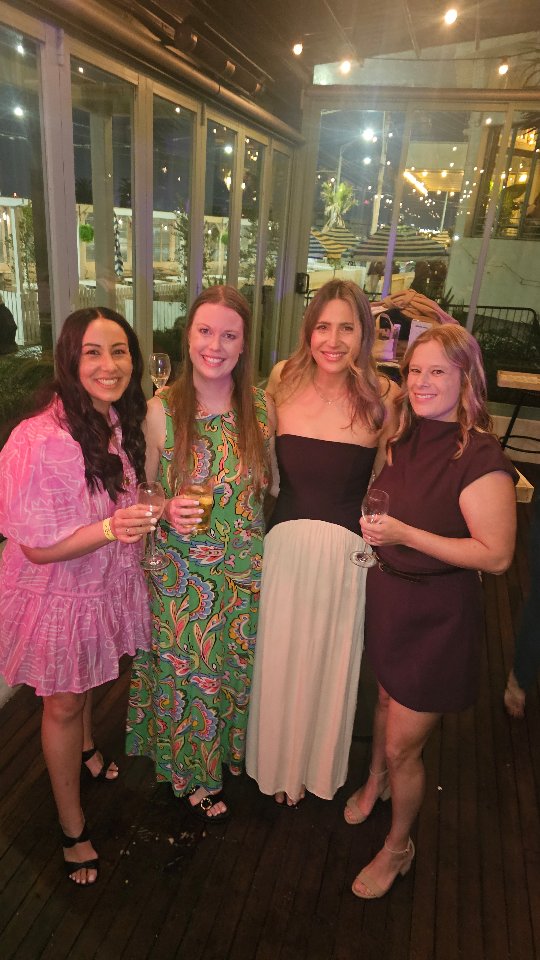 Might need to change the audio, but I am hungover and feeling so full of gratitude for these amazing women that, I could just cry.
Each one of these gorgoeus faces (and those not out last night) I have had the pleasure to not only train but to get to know them, their kiddies, their stories and through that we form the most incredible bond.
We get to mother together, to laugh, dance, cry, train, and make amazing memories that I know we will look back at in years to come and just think 'what a special time'.
Thank you all for being part of MTM. For trusting me, for opening up and making this community what it is. There are no words to describe it because it's a feeling and if you know you know. 😭🥰♥️