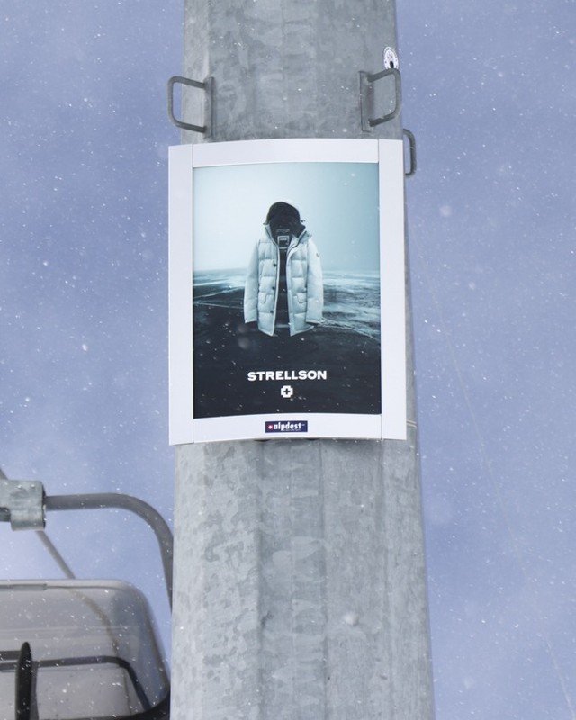 You know what this is?
It’s a liftposter.
A small ad on a pole, in the Alps.
And yet…
it might be the most underrated format in your media plan.
Why?
Because people aren’t scrolling here.
They’re literally just... sitting.
On a lift.
Looking around.
And there it is — your brand.
Pole after pole.
Message after message.
Telling a story while they wait.
Want your brand to be part of that story?
Let’s talk. 🎿