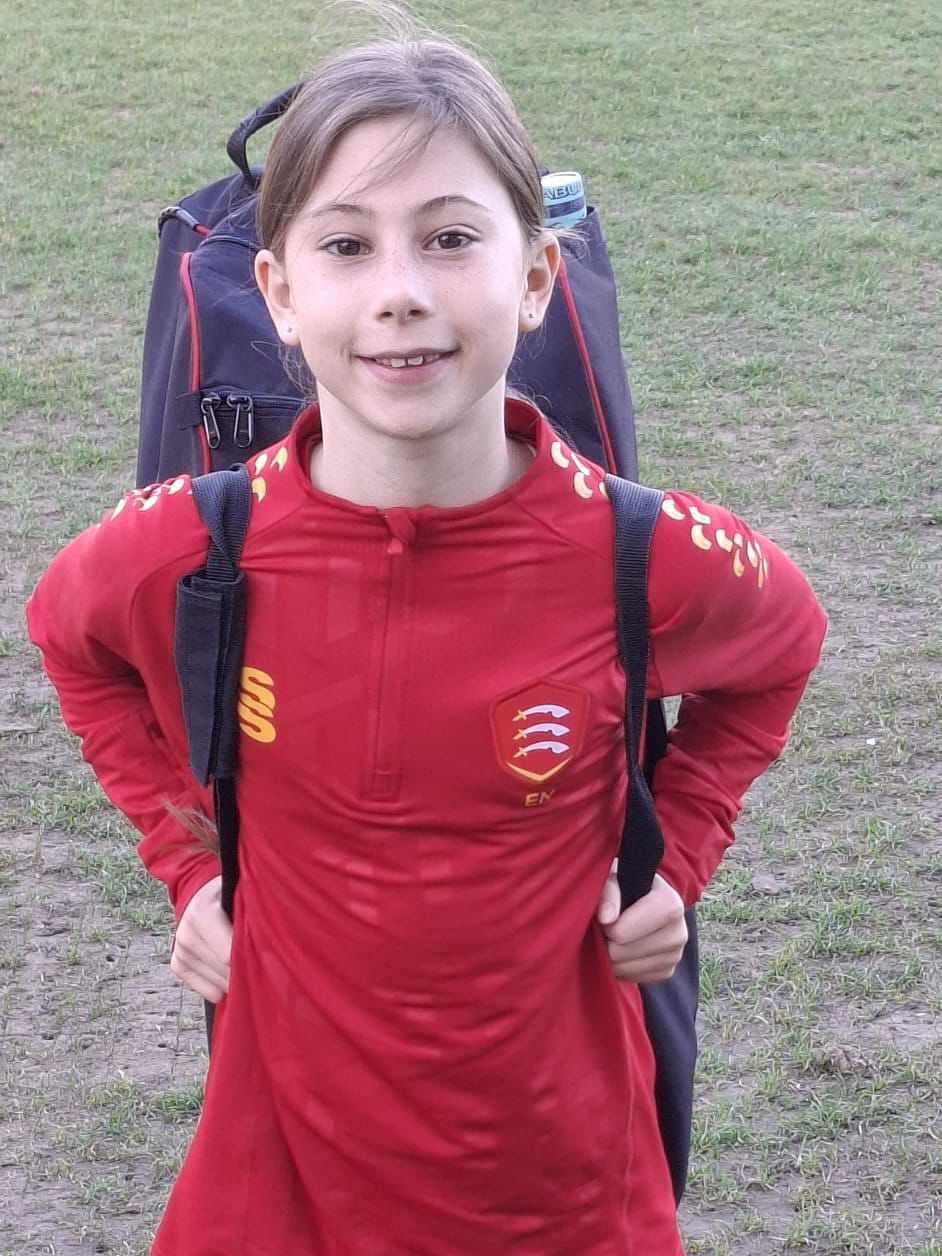 A quick post to celebrate some of our girls who have represented Essex Central district this week. Well done girls, reward for all your hard work is paying off.
A special mention to Emma Norford who has represented Essex u11 this summer. Well done to Emma 👏🏏