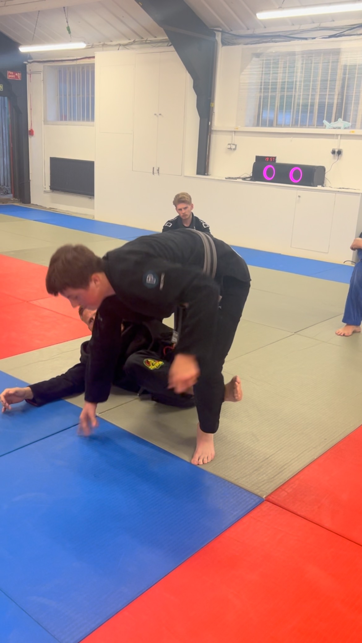 A transitional drill into a sweep #bjj #bjjsweep #ibjjf