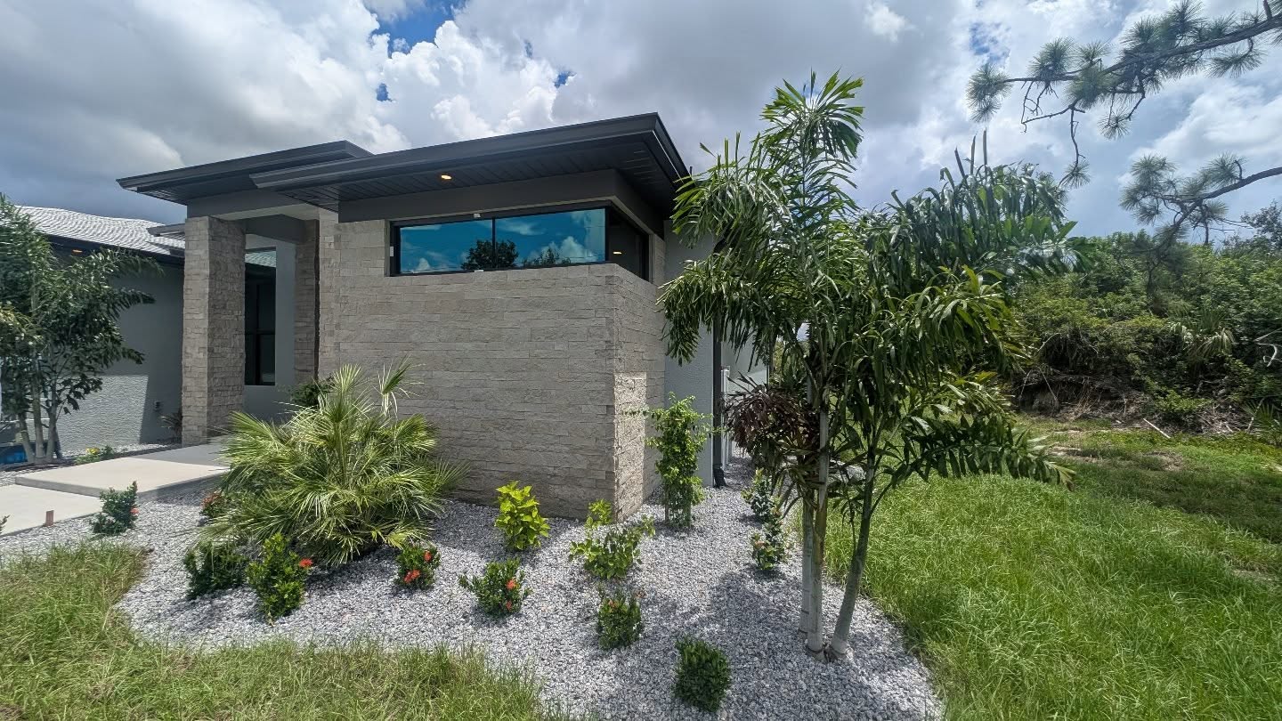 Closing day on this modern dream home ๐กโจ With impact windows, sleek clean lines, and timeless stone details, itโs the perfect blend of style and strength. Congrats to the new homeowners!
.
.
.
#qualityhomeaofpc #qualitybuilt #newconstructionhome #modernhomedesign #closingday #welcomehome #swflcustomhomebuilder #southgulfcovefl #floridaliving
