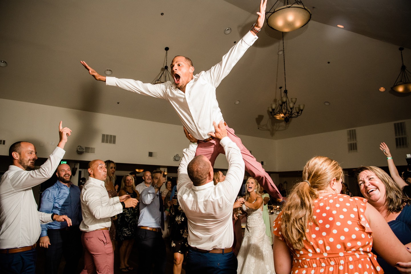 If you want shots like this in your wedding album, then I may be the photographer for your DMV wedding LOL! 🕺 The dance floor is where some of the most epic and genuinely wild moments happen, and I'm always there to capture every single one of them.
These are the memories that bring a smile (or a huge laugh!) to your face years down the road. I love when couples and their guests fully let loose and celebrate. It's my job to make sure those moments are perfectly preserved, candidly and with all the energy.
Ready to see your wedding day filled with this kind of joy? Let's chat!
Photography @saravarsphotography
Venue @bayfrontclubwedding
Catering @cateringuptown
Makeup Artist @fleurtbeautycompany
Hair Stylist @bmorebobbypins
Florals @enchantedgardensfloral
DJ @shewsical_entertainment
Wedding Dress @betsyrobinsonsbridal (Martina Liana)
Videography @thebrandvideocompany
—
📸 Sara Vars Photography
💍 Wedding, Engagement & Branding Photographer
📖 Specializing in Classic Editing & Storytelling Style Photography
📍 Maryland, DC, Virginia
🔗 Link in bio for Availability 📅
—
#WeddingDanceFloor #WeddingReception #CandidWeddingPhotography #FunWedding #DMVWedding #WeddingGoals #WeddingVibes #PartyTime #SaraVarsPhotography #RealMoments #WeddingPhotographer #LetLoose #dancefloor #dmvwedding #dmvweddings #dmvweddingphotographer #dmvbride #dmvbrides
