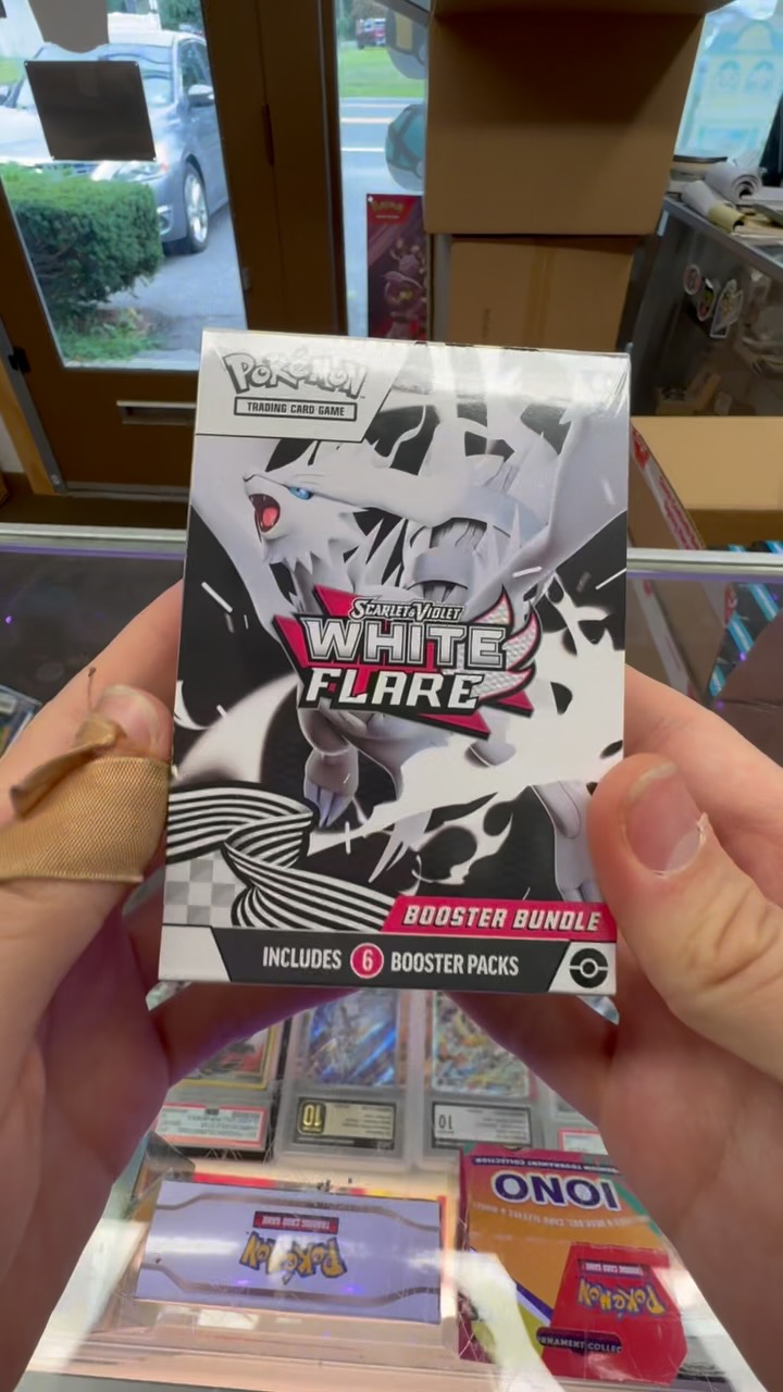 WHITE FLARE BOOSTER BUNDLES ARE HEREEE🔥🔥🔥🔥🔥🔥🗣️🗣️🗣️🔥🔥
Pick one up today at mghcollectibles.com
#reshiram #whiteflare #pokemon #pokemoncards #pokemonslabs #pokemontcg #gradedpokemon #newpokemonset #newpokemon #gen5 #unova #bwr #victini #whatnot #jellicent #scalper