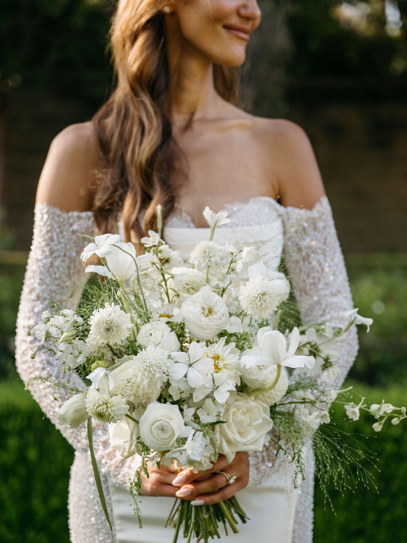 How’s everyone’s summer been treating you? ☀️ I’ve been a little MIA, soaking up an incredible trip to Southeast Asia—and now I’m back, feeling refreshed, inspired and so ready to dive into the next wedding! ✨Tell me, what’s been the highlight of your summer so far?
@amariproductions