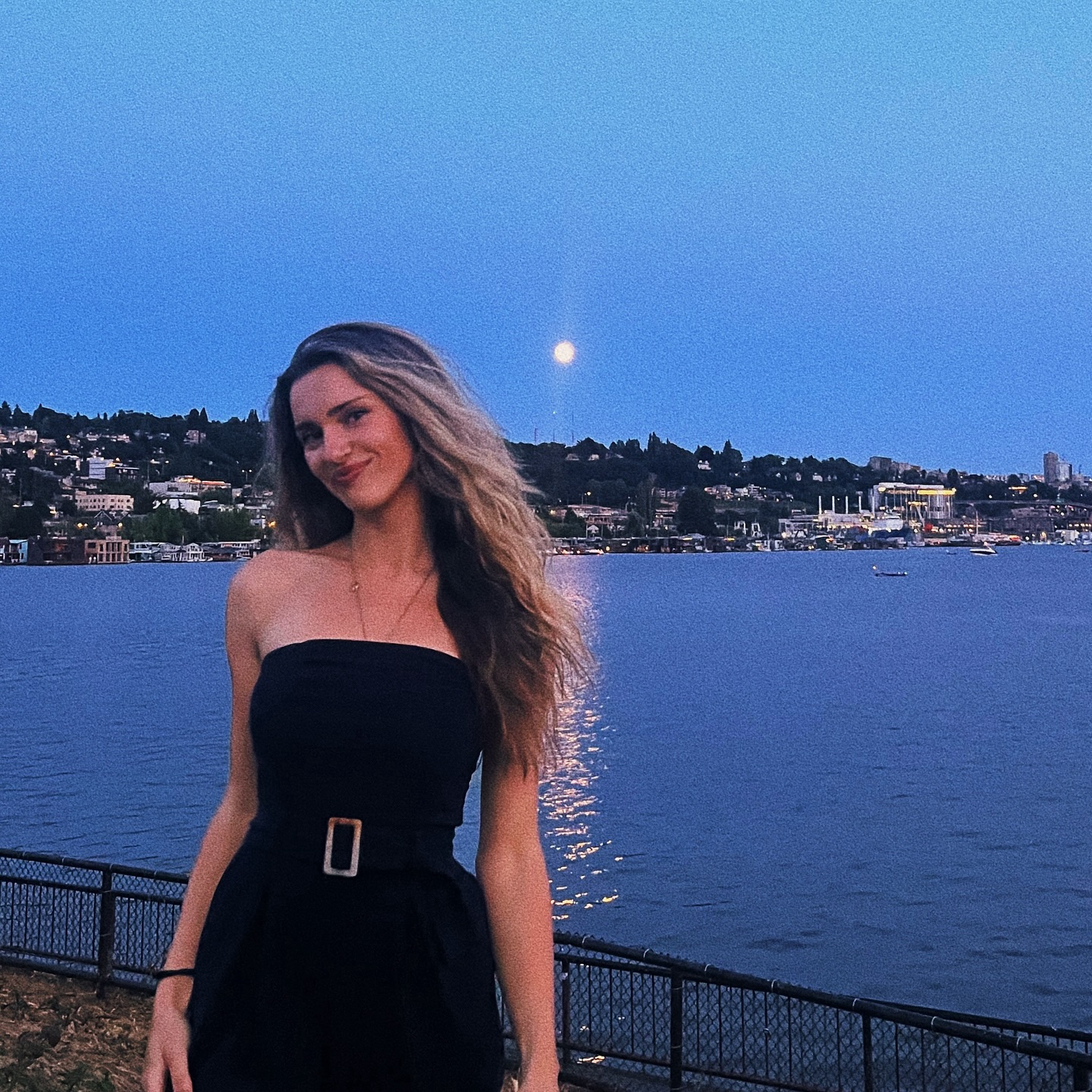 Hi, I’m Ella!! Welcome to my media page where I’ll be sharing a diverse compilation of feature stories, client highlights and campaigns, photography, design, event coverage, and various just-for-fun creative side projects.
ABOUT: I’m a 22-year-old Seattle gal working in public relations and freelancing in writing and photography on the side. I’m a lifelong believer in sustainable practices, uplifting women and small businesses, and social responsibility — and ALL my work reflects that. I do what I love and love what I do 🌟
SERVICES:
-feature, informational, SEO and copy writing
-design (web, print, graphic)
-media relations
-PR/socials campaign building
-event promo and coverage
-research (media tracking, stakeholder analysis, demographic surveying and more)
-photography and videography
-branding guides, logos
-social media management and content creation
-crisis comms — currently learning from the best!
-and so much more
THIS PAGE: This is a space to share tons of multimedia creative work, so you’re interested in Seattle news, events, feature stories, photography, and more, follow along! 🫶
CONTACT: Shoot me a DM or email (ellajgage@gmail.com) for question and inquiries! I’m always open to freelancing in all sectors: public, private, and nonprofit.
#prconsulting #publicrelationslife #publicrelationsspecialist #seattlepr #seattlemedia #journalistlife #freelancejournalism #mediaindustry #womeninbiz #womeninpr #womeninmedia