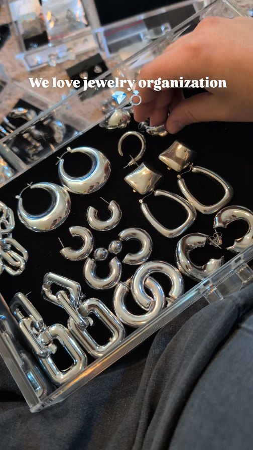 ✨ Organizing earrings might feel tedious for some, but at Sweet Sanctuary Services we love turning tangled chaos into sparkling order! ✨
This drawer went from “where is that earring?” ➝ to a perfectly paired silver chunky collection that’s easy to find and fun to wear. 💍
We’ll sort, pair, and create practical storage solutions so your jewelry is ready to accessorize your everyday life.
💫 Ready to give your jewelry the glow-up it deserves? Contact Sweet Sanctuary Services today!
#SweetSanctuaryServices #PortageWI #wisconsinhomeorganizer