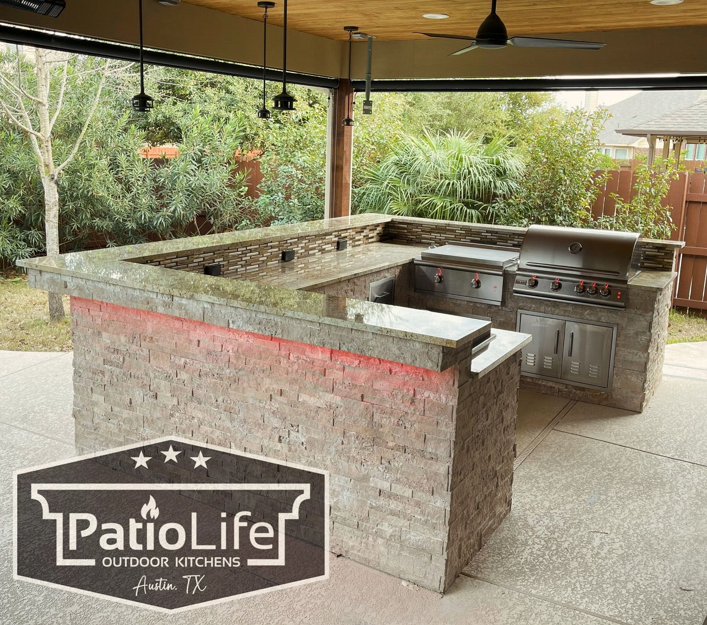 Turn your patio into the ultimate destination for cooking & entertaining! Custom outdoor kitchens designed for your lifestyle, right here in Central Texas. Ready to start your dream project?
#outdoorkitchen #patioupgrade #austintx #outdoorliving