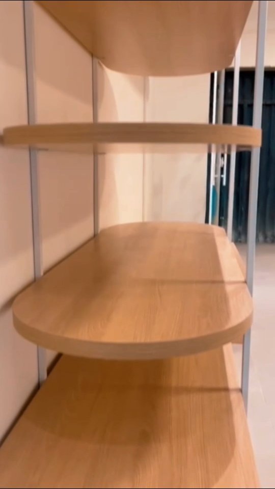 Nosso primeiro trabalho fora do estado!🚀🚀
Estivemos em Angra dos Reis, no showroom da @odinmotores - concessionária Volvo Penta, instalando peças sob medida para compor o espaço: balcão de atendimento, prateleiras de mostruário, área de café e sala de reuniões.
Projetos que unem funcionalidade e estética para valorizar cada detalhe do ambiente.✨️