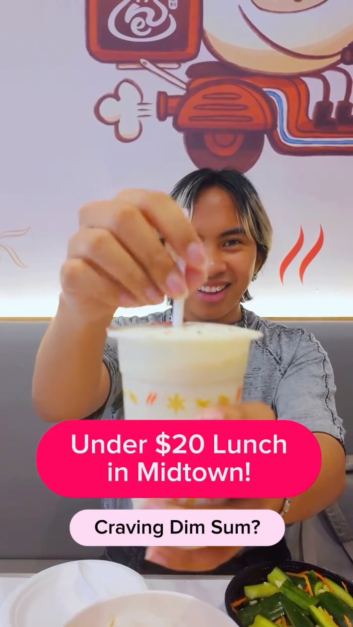 Craving Soup dumplings? Check this place out!
📍Nan Xiang Express
**The Midtown location closed!**
Visit one of their other locations!
➡️ Williamsburg
➡️ Downtown Brooklyn
➡️ Upper West Side
➡️ Forest Hills
📝 If you love Nan Xiang Xiao Long Bao, then you’re going to love Nan Xiang Express. Nan Xiang Express is the sister restaurant to Nan Xiang Xiao Long Bao, serving up dim sum in a fast food setting, filling cravings for dim sum when you don’t have the time to sit down and order restaurant style. If you’ve been craving dim sum but hate the trek to Chinatown or Flushing, Nan Xiang Express will definitely fill that craving!
🍽️ Everything that we got:
🥛 Soymilk
🍗 Chicken Soup Dumplings
🥒 Cucumber Salad
🥕 Vegetable Fried Spring Roll
🥙 Scallion Pancake /w Sliced Beef
🍳 Pan-Fried Pork Buns
🥟 Wonton in Spicy Peanut Sauce
🍜 Shanghai Fried Udon
🥩 Shredded Pepper with Beef Noodle Soup
🏷️ @nanxiangexpress #nyc #newyork #nyceats #dimsum #nanxiangxiaolongbao #nanxiangexpress #soupdumplings