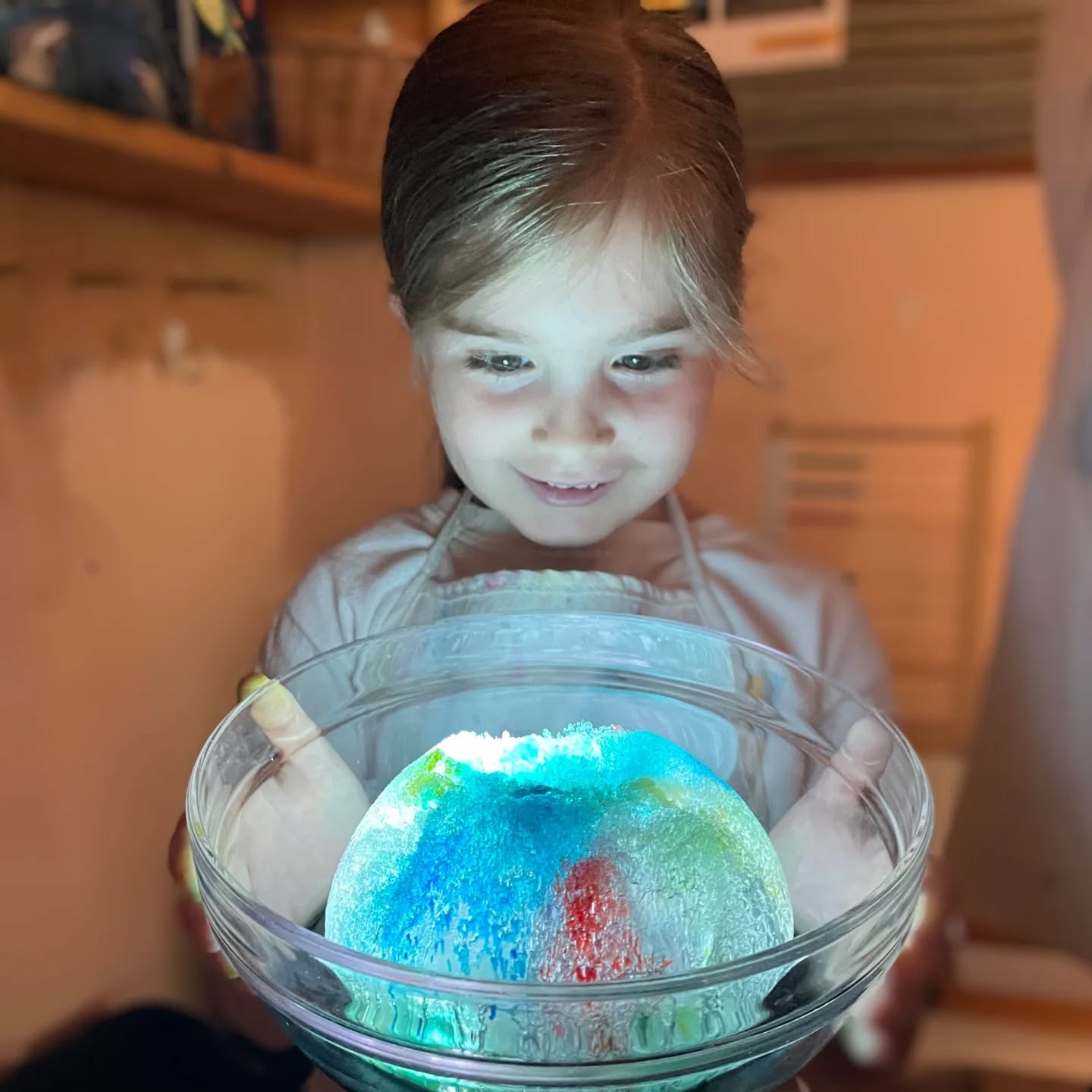 The Wonder Years
We have a new article up on the website today that discusses bringing joy back into learning. Here is an excerpt:
"Too often these days children are over-stimulated by screens, over-scheduled by after-school activities, and overloaded with 'busy work' in their classrooms. They are simultaneously burnt out and bored. It feels like the joy has been taken out of just being a child.
Kids need experiences not entertainment and they need to learn in a way that appeals to their most natural instincts. Montessori is built on the belief that children are innately curious creatures who are hardwired towards creativity and exploration. By opening up the classroom to their own imaginations and desires they gain more than just an understanding of the information presented to them; they are able to find fulfillment in the learning process itself."
Read the full article at the link in our story, bio, and on our website in the "articles" section under the "community" tab.