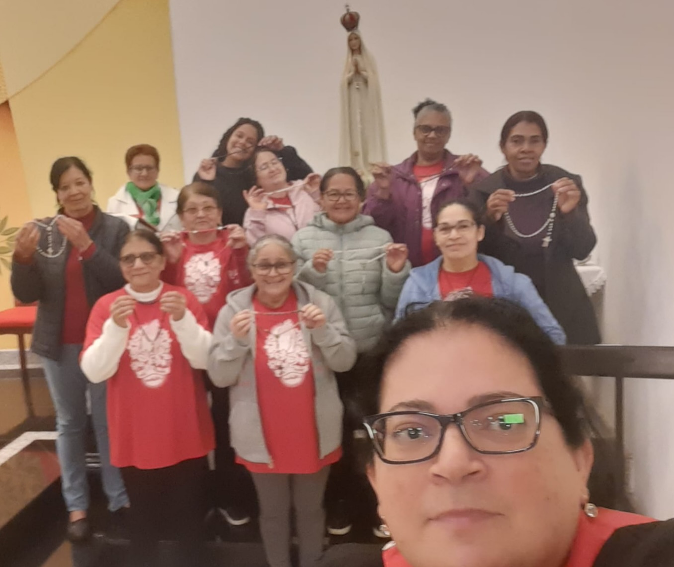 Terço das mulheres “Igreja Nossa Senhora de Fátima”.
Mulheres de fé, venham rezar conosco todas as sextas-feiras às 19h na Igreja Nossa Senhora de Fátima. Convidem as amigas, as mulheres da sua família, as vizinhas.
PARTICIPE!!!
Esperamos por vocês!!!
⛪️Igreja Nossa Senhora de Fátima
📍Estrada Kizaemon Takeuti, 243 Jardim Clementino - Taboão da Serra - SP