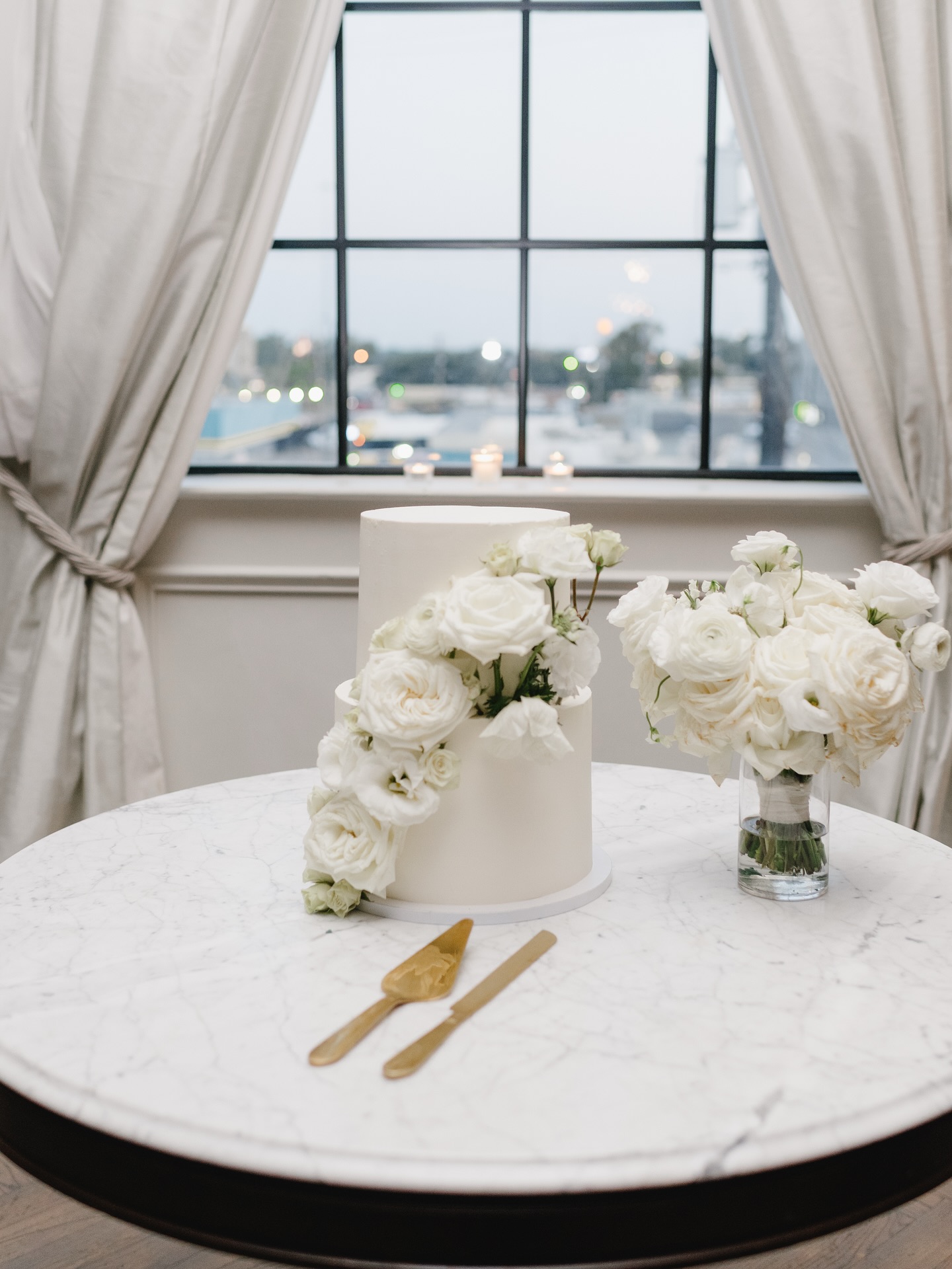 Sometimes you really don’t have to think too hard about each and every detail of your wedding - because it’s our job!
Let us see your wedding aesthetic and we can imagine something that’ll perfectly fit into your day!
Congratulations to M + M on this stunner of a wedding day! 🤍
VENDOR TEAM:
Planning: @stokedweddings
Venue: @dallascatholics @themasondallas
Photography: @jamieparkphoto
Hair & Makeup: @jessica.j.beauty
Florals: @the.vase.space
Rentals: @poshcouturerentals
Catering & Bar: @vestalscatering
Cake: @kaylibakescakes
DJ: @itsyournight @jeremiahbrinkleymusic