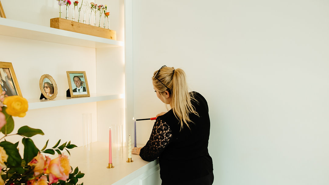 Choosing a wedding planner? Here are 5 essential questions to ask before you make your decision! From understanding your vision to managing logistics, make sure your planner is the perfect fit for your big day! 🎉💍✨ Link in Bio