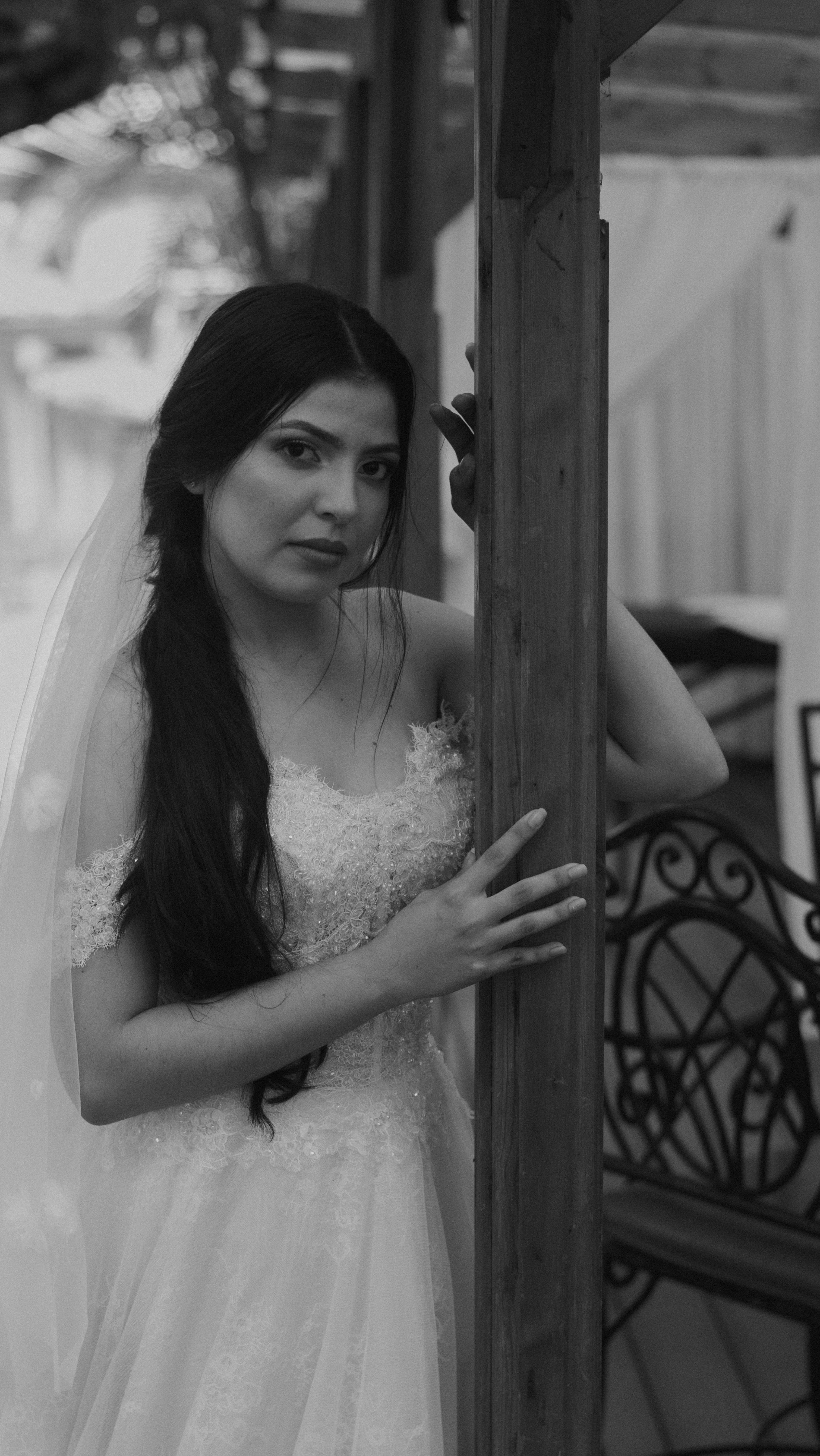 ✨ Si puedes soñarlo, podemos crearlo.
En Neufeld Novias diseñamos desde cero el vestido que siempre imaginaste, hecho solo para ti. 🤍