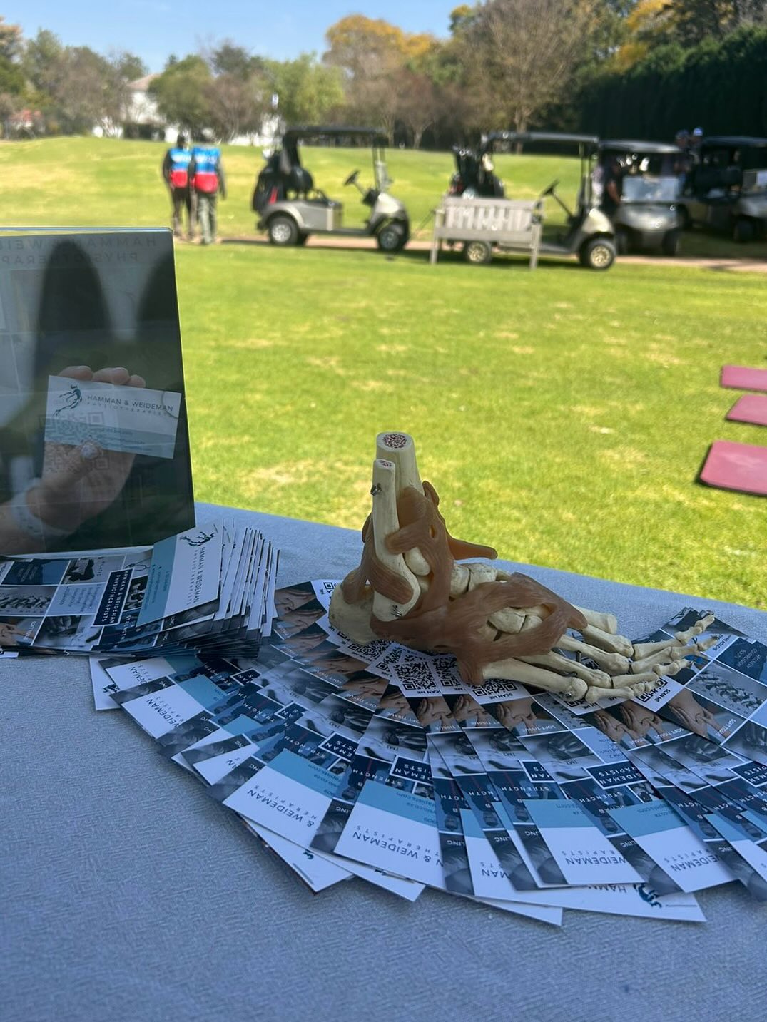 DSL golf day done right ⛳️
Thank you DSL fuels @dsl.fuels
What a great day out on the course — sunshine, swings, and some sore muscles.
Golf may look easy, but it puts your body through a lot; rotational force and repetitive movement. If your back, shoulders, or hips are feeling the after-effects today, it might be time for a visit.
Physiotherapy can help improve your mobility, prevent injury, and keep your game strong - pain free.
Book your appointment now !