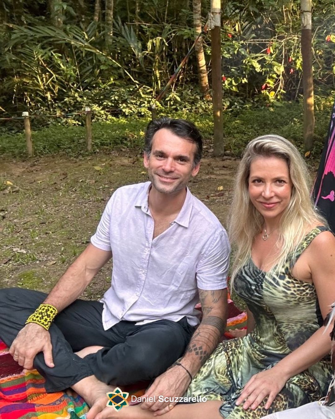 O 'homem-provedor' carrega um fardo pesado. A expectativa de 'dar conta de tudo' não só afasta, mas também nos impede de estar emocionalmente presentes para quem mais importa.
Presença não é apenas física, mas emocional. É sobre parceria, apoio, leveza e a liberdade de sermos nós mesmos. É a liberdade de não precisar ser forte o tempo todo.
Encontro minha força na leveza dessa parceria. Minha família não é meu peso, são a minha base. É a liberdade de não precisar ser forte o tempo todo.
Se você também sente o peso de certas expectativas ou se interessa por essa e outras reflexões, convido a mergulhar mais fundo no meu trabalho. Acesse o link na bio!
#mindset #lider #lideranca #pessoas #gestao #liderancaconsciente #mentoria #breathwork #consciousleadership #leader