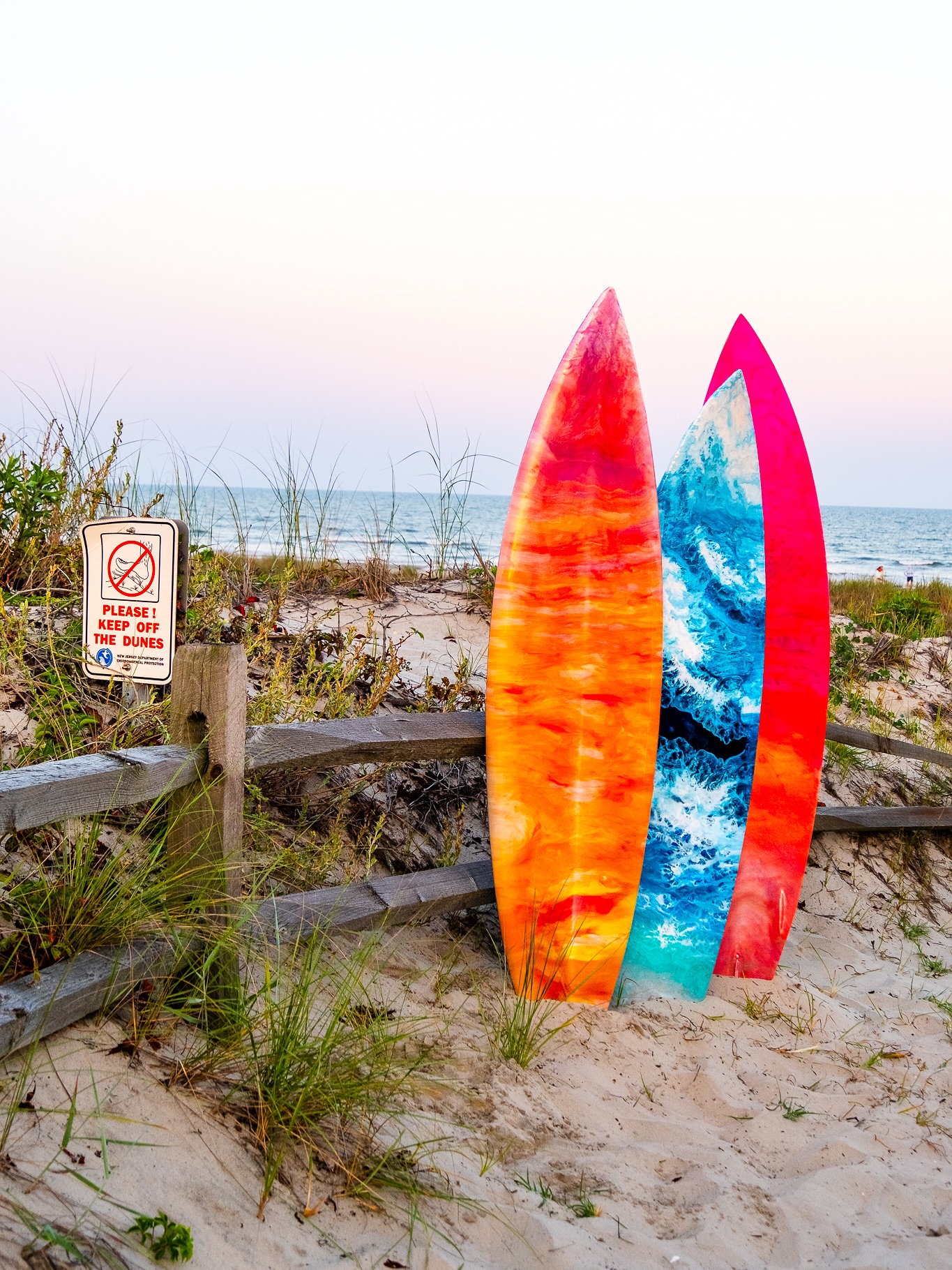 A vibrant trio ! ………………………………….#JustineGiordano #JustineGiorArt #surfboards #surfart #abstractart #abstractartist #artcollector #artistsoninstagram