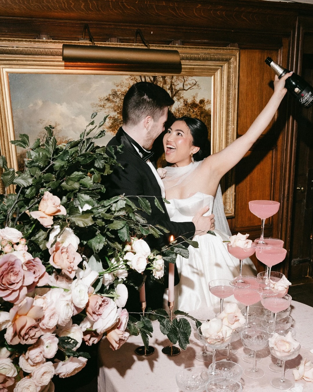 Make your wedding feel unforgettable with a champagne tower. Paired with our champagne service, it’s the perfect way to impress your guests and capture those candid photo moments ✨
______________________
#MobileBartendingScotland #ChampagneTower #ScottishWedding