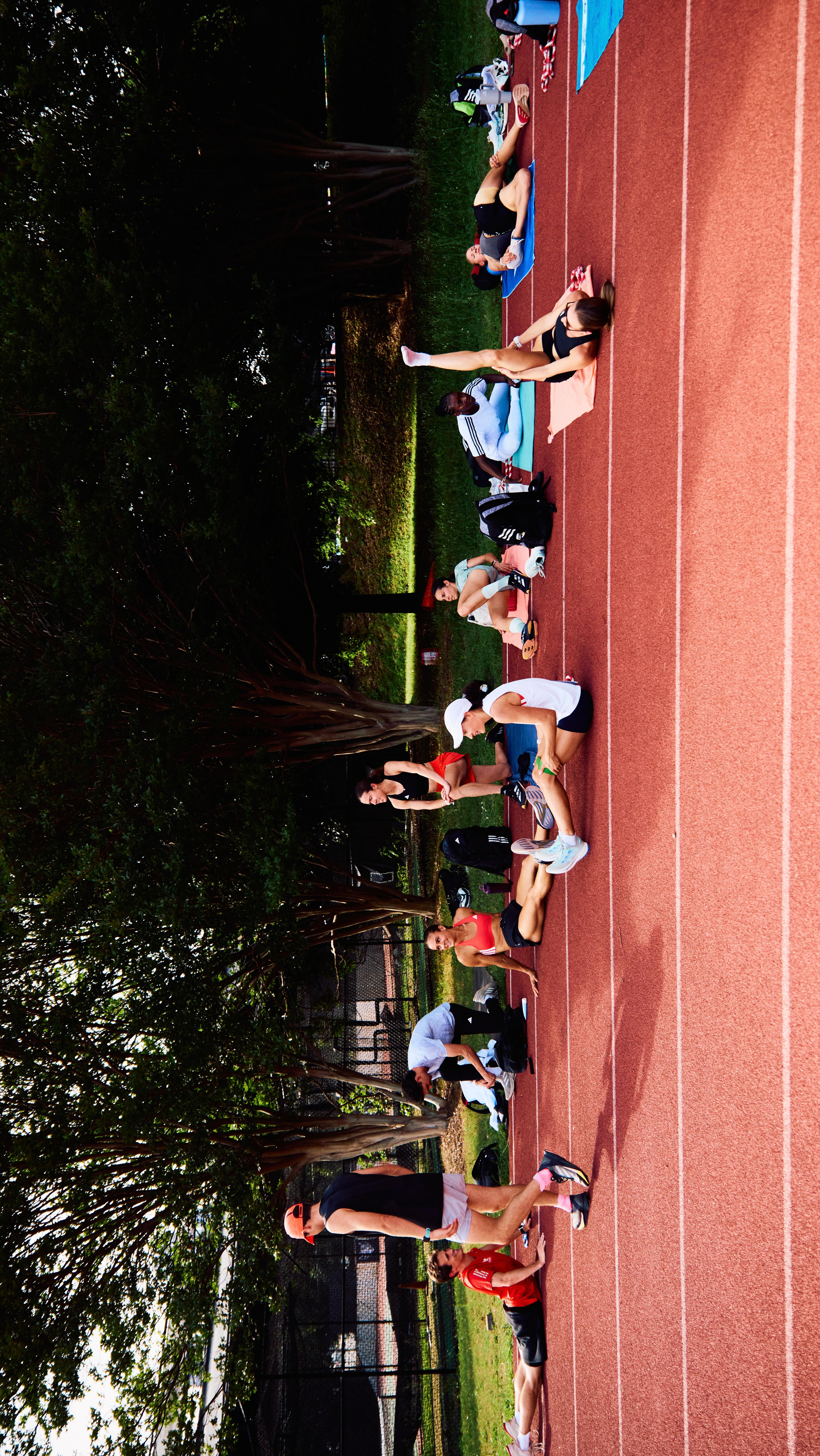 Because sometimes, the best thing you can do is hit the pavement, track, or trails and clear your head. Whether youâre chasing peace of mind, a new PR, or just a break from the chaos â RUNsource is here to support every step. From expert-led warm-ups and recovery routines to strength plans and injury prevention strategies, weâve got what your body and brain need to keep going. Download the app and find your rhythm â even if youâre still figuring the rest out. #RUNsource #RunningTherapy #ClearYourHead #RunToFeelBetter #InjuryFreeRunning #TrainSmartRunStrong #RunningCommunity