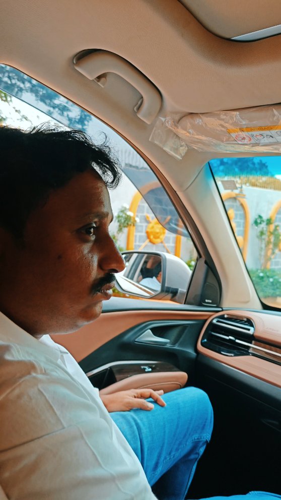 2 days of calm luxury 🌿✨
Surrounded by greenery, golden pillars, and plenty of peace to recharge both mind and heart.
#StaycationVibes #RoyalFeels #GreenAndGold #HomeFor2Days #PeacefulLiving #IndianHeritage #MindfulMoments #LuxuryLifestyle