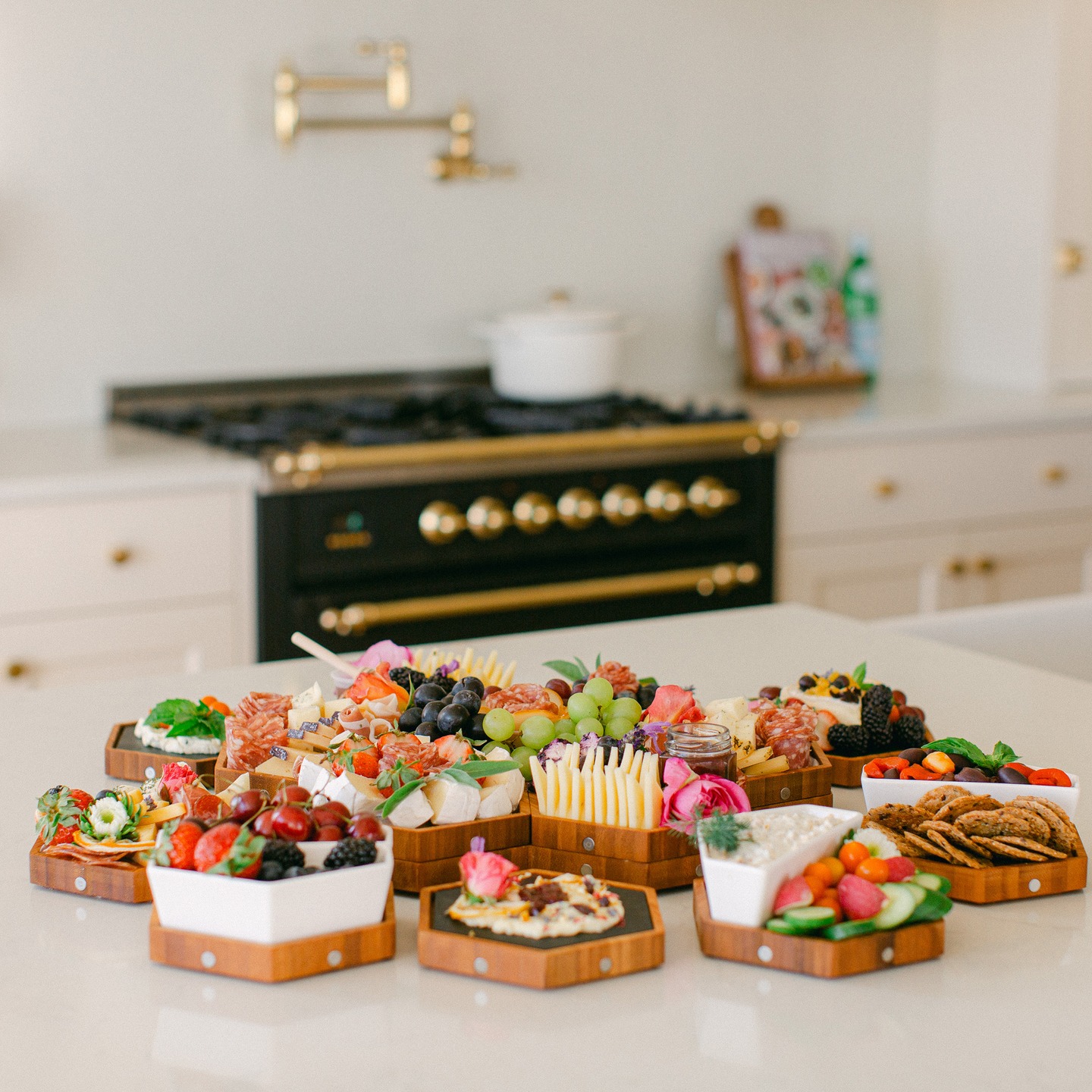 Say hi to Plated Bee 🐝 — a modular charcuterie board system that clicks together so you can build the spread of your dreams. Beautiful, flexible, and party-ready.
#PlatedBee #CharcuterieGoals