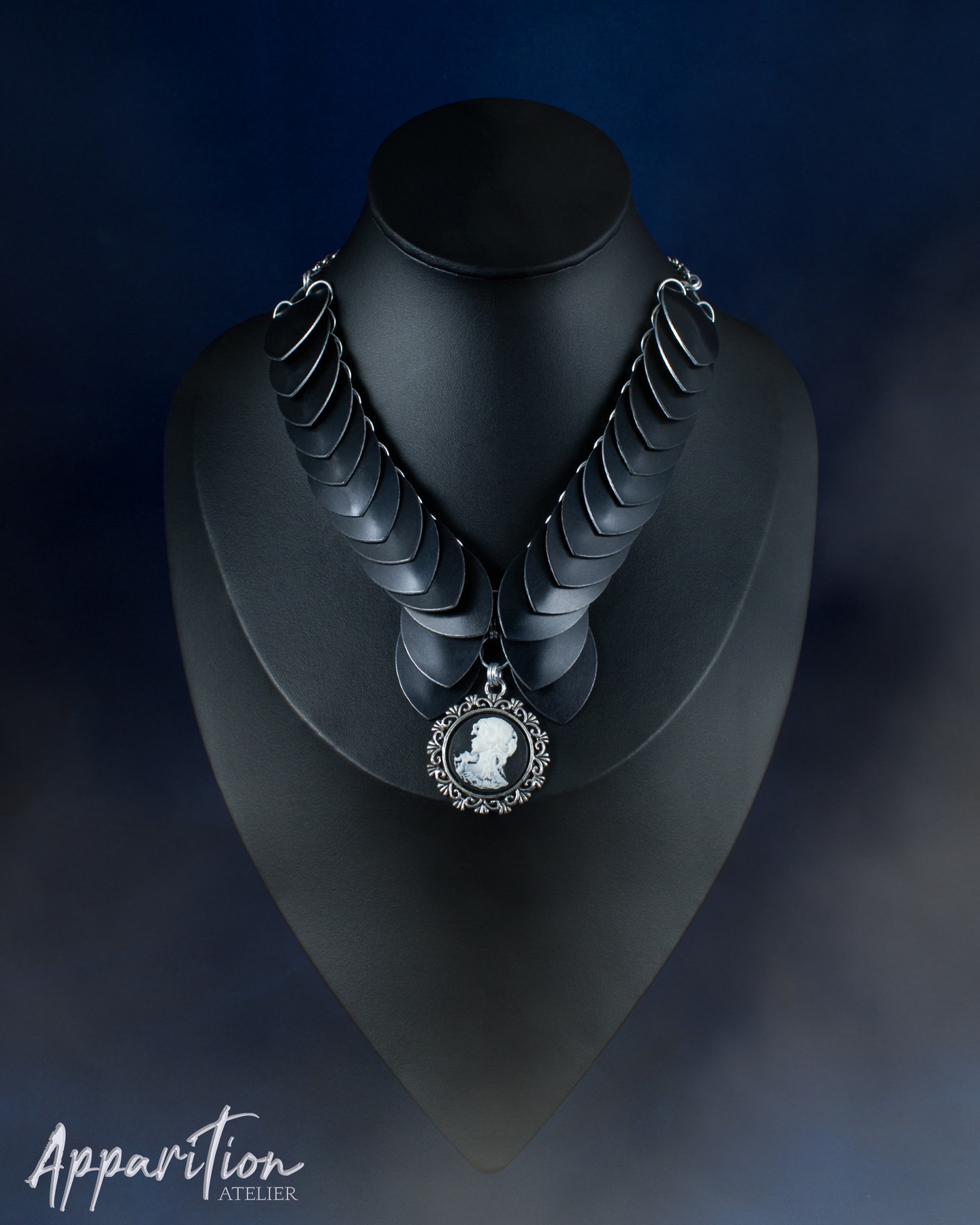 ⚔️ Blair Scalemaille Necklace
⛓ R450
Available now at www.apparition.co.za
#apparitionatelier #handcrafted #modernmedieval #gothicjewellery #alternativejewellery #fantasyjewellery #designerjewellery #medievaljewellery #scalemaillejewellery #chainmaille #jewellery #chainmail #scalemail #chainmaillejewellery #scalemaille #chainmailleartist #capetown