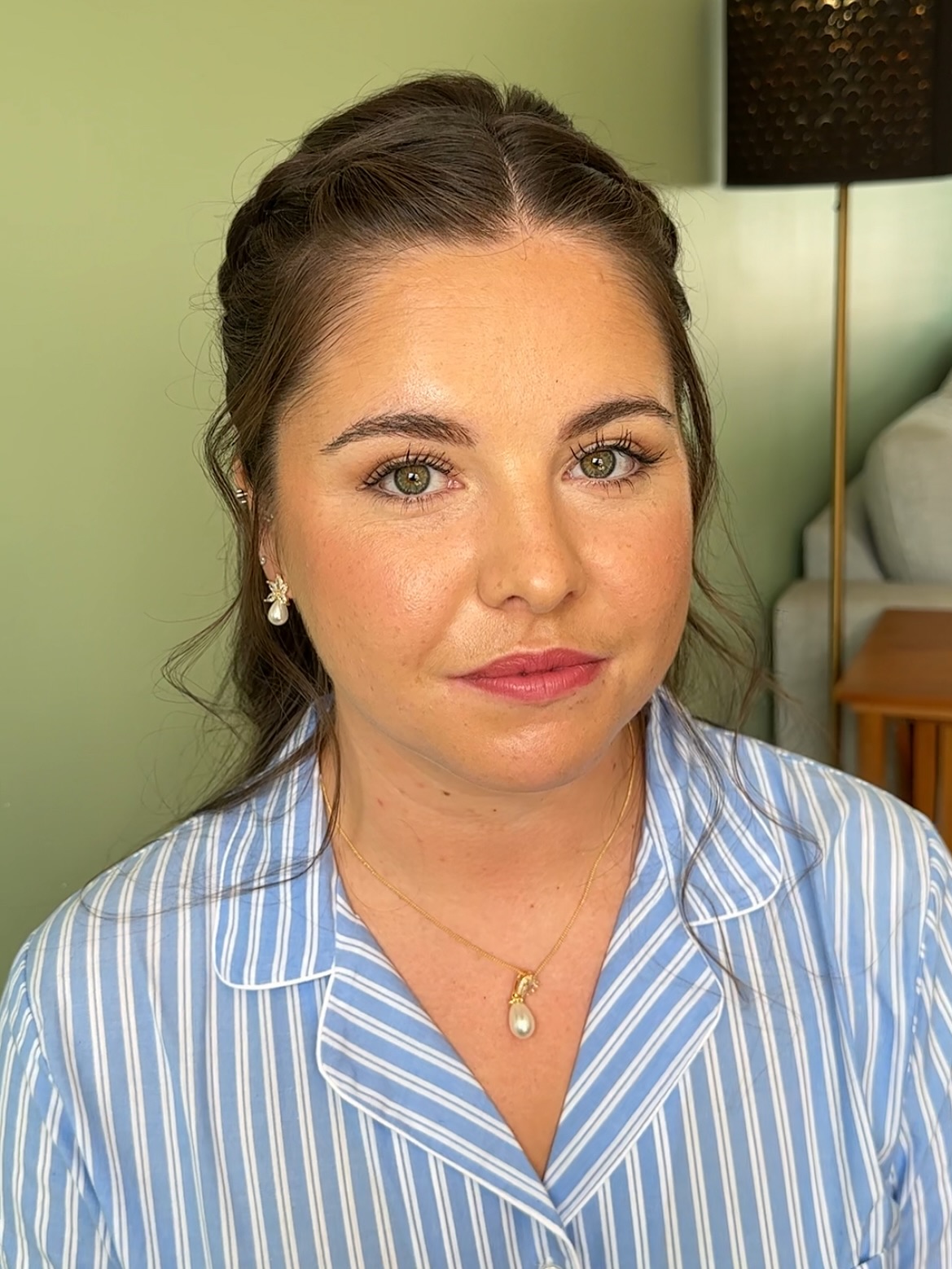 ✨ELEVATED ✨
Glowy bridesmaid gorgeousness from yesterday.
Hayley very rarely wears makeup, and wanted the most subtle bridesmaid glam - doesn’t she just look so polished? And her natural lashes 😫 To die for.
Scottish Makeup Artist
Glasgow Makeup Artist
Destination Makeup Artist
Award Wining Makeup Artist
Wedding Makeup
Bridal Makeup
Bridal Party Makeup
Bridesmaid Makeup
Beauty Makeup
Wedding Guest Makeup