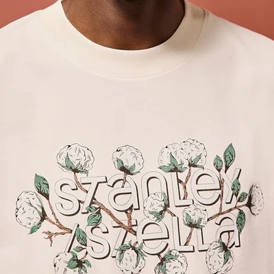 The Asher is the heaviest weight tee yet in the Stanley Stella collection at 280gsm, with dropped shoulders and an on trend boxy fit it’s perfect for the colder months.
.
.
#autumn #winter #stanleystella #wearstanleystella #clothing #tshirts #clothing #printers #decorators #silkscreen #screenprinting #ink #colour #print #embroidery #directtofilm #directtogarment #product #garment #tshirt #hoodies #screenprintinglife