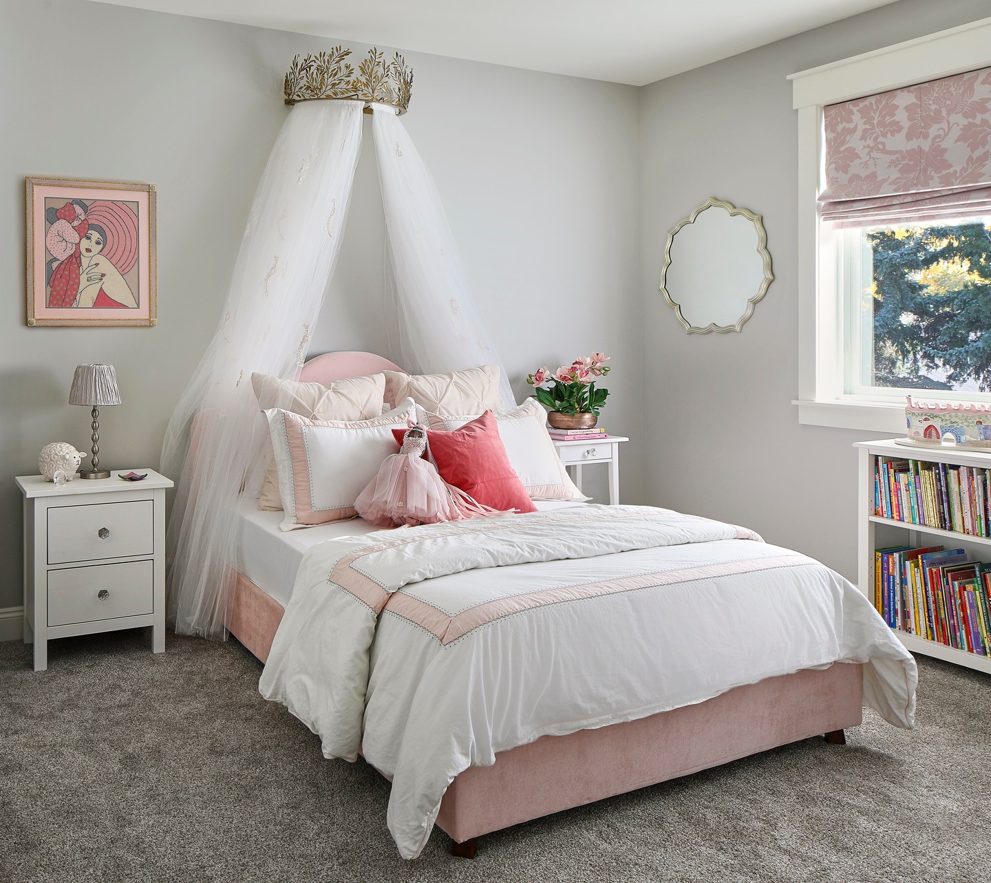 ✨ Sweet dreams and storybook charm ✨
A peek inside two darling girls' rooms, each one a dreamy blend of soft blush tones, cozy textures, and whimsical touches. From a crown-canopied bed fit for a little princess to soft florals and the gentlest wallpaper, these spaces were designed to inspire imagination, comfort, and everyday magic. 💫🌸
Which detail is your favorite — the canopy over the bed or the floral wallpaper backdrop? Let us know below!