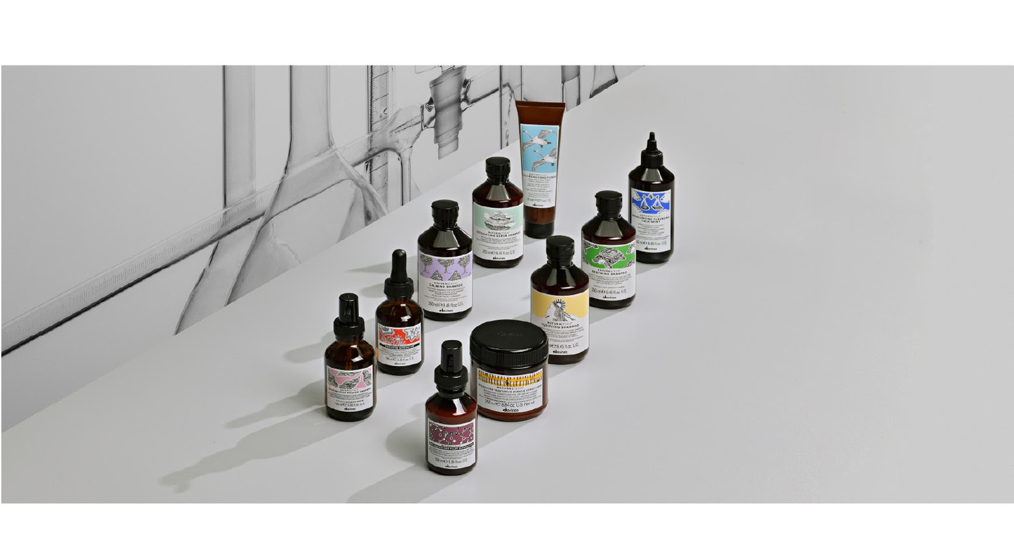 โจ Meet the buzzword: Headspa โจ
Think of it as a facial for your scalp โ deep cleansing, massage, and treatments that leave both scalp + hair refreshed and healthy.
With Davines Naturaltech, we personalize your Headspa experience to calm, rebalance, and strengthen from root to tip.
โจ Want to keep the results going at home? Ask us which Naturaltech retail products are best for your scalp + hair goals.