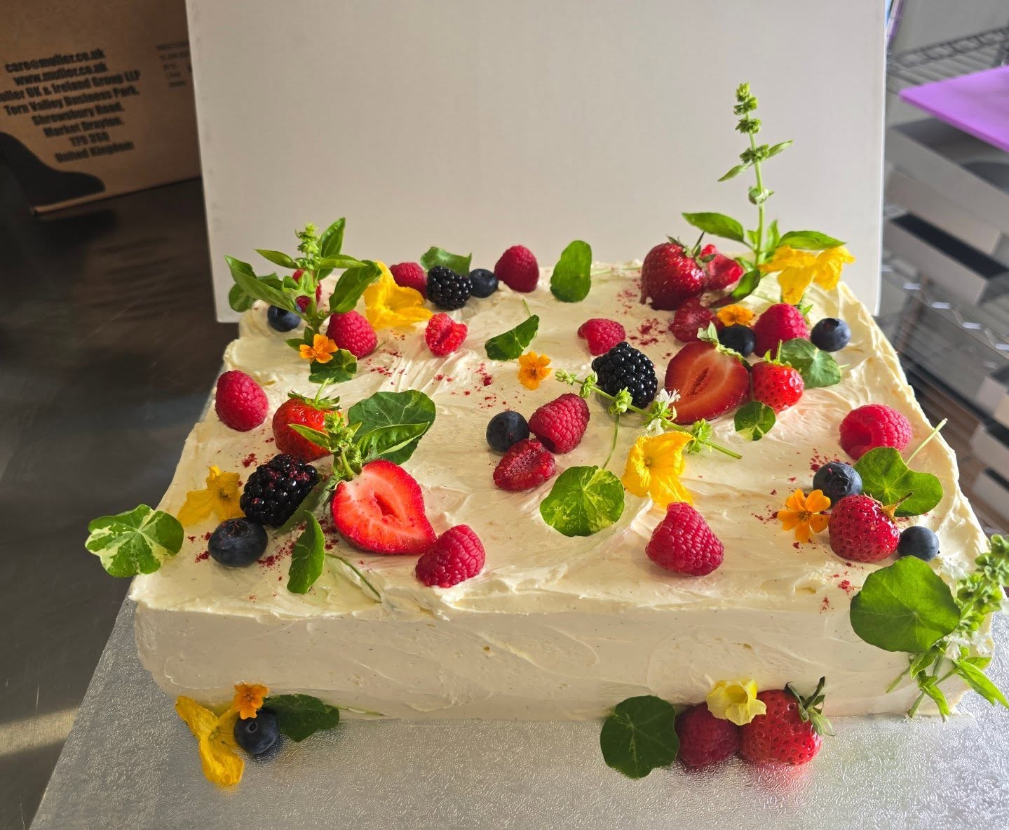 Bespoke birthday cake, Layer’d style ✨️
Vanilla sponge layered with raspberry compote, mascarpone whip & fresh raspberries, finished with silky smooth vanilla swiss meringue buttercream.
Topped with seasonal berries, edible flowers & garden herbs — a wild, joyful celebration in every bite 🌿🍓🌼
I loved working on this cake ❤️
Always handcrafted, beautiful & delicious.
Always Layer’d.
#layerd_cakes #bespokebakes #eatgoodcake #birthdaycake #deliciouscake #naturalcolours
#celebrationcake #sharingcake #realcakes #bakefromscratch #properingredients #rusticluxury #nidderdalecakes #birstwithcakes #harrogatecakes #ilkleycakes #inspiredbytheseasons