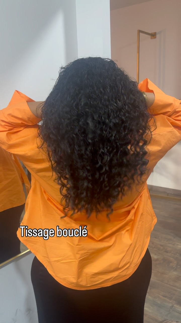 Tissage bouclés avec méchés synthétique