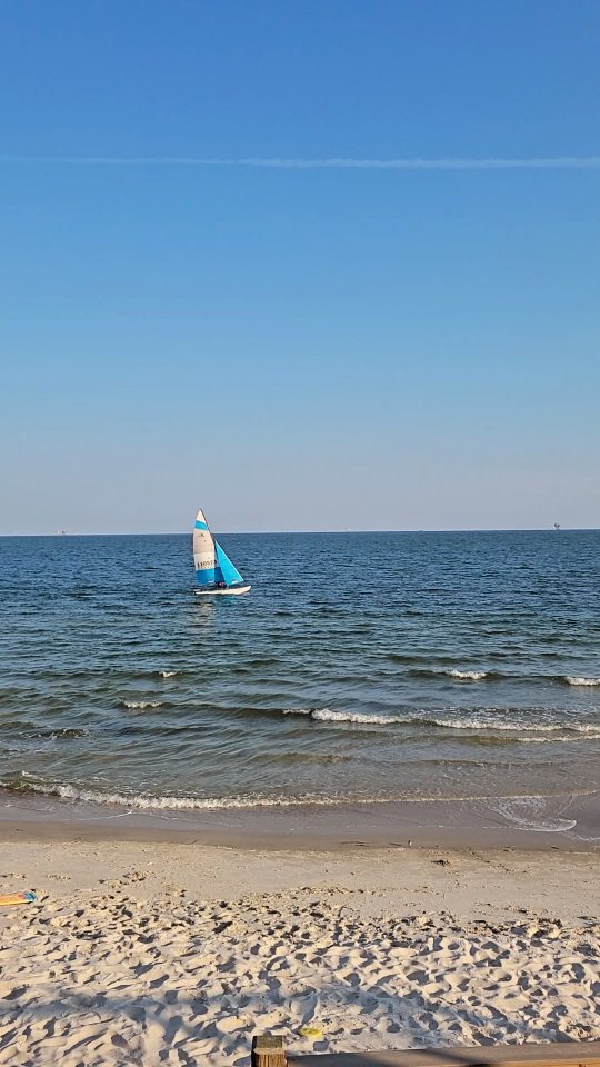 Beach Vacation 🏖 🌊
The beach is always a win for me and I'm always grateful when I'm able to spend time there.
The rental we stayed at was beautiful and right on the water so that you could walk right out onto the beach when you got up. Now that's my kind of house.
#traveldeals #deals #adventureawaits #luxurytravel #travelplanner #wanderlust #travelsmart #travelagentbenefits #honeymoon #beach #quotes #adventure #travelagent #vacation #family #rentals #beachrentals