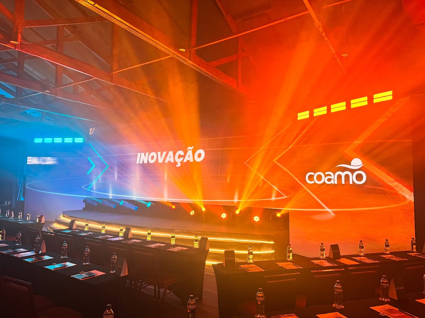 Estreamos nosso led p2 em 2 grandes eventos que aconteceram em Ponta Pora-MS e Campo Mourão-PR.
SYNGENTA x COAMO. ARENA DA INOVAÇÃO.