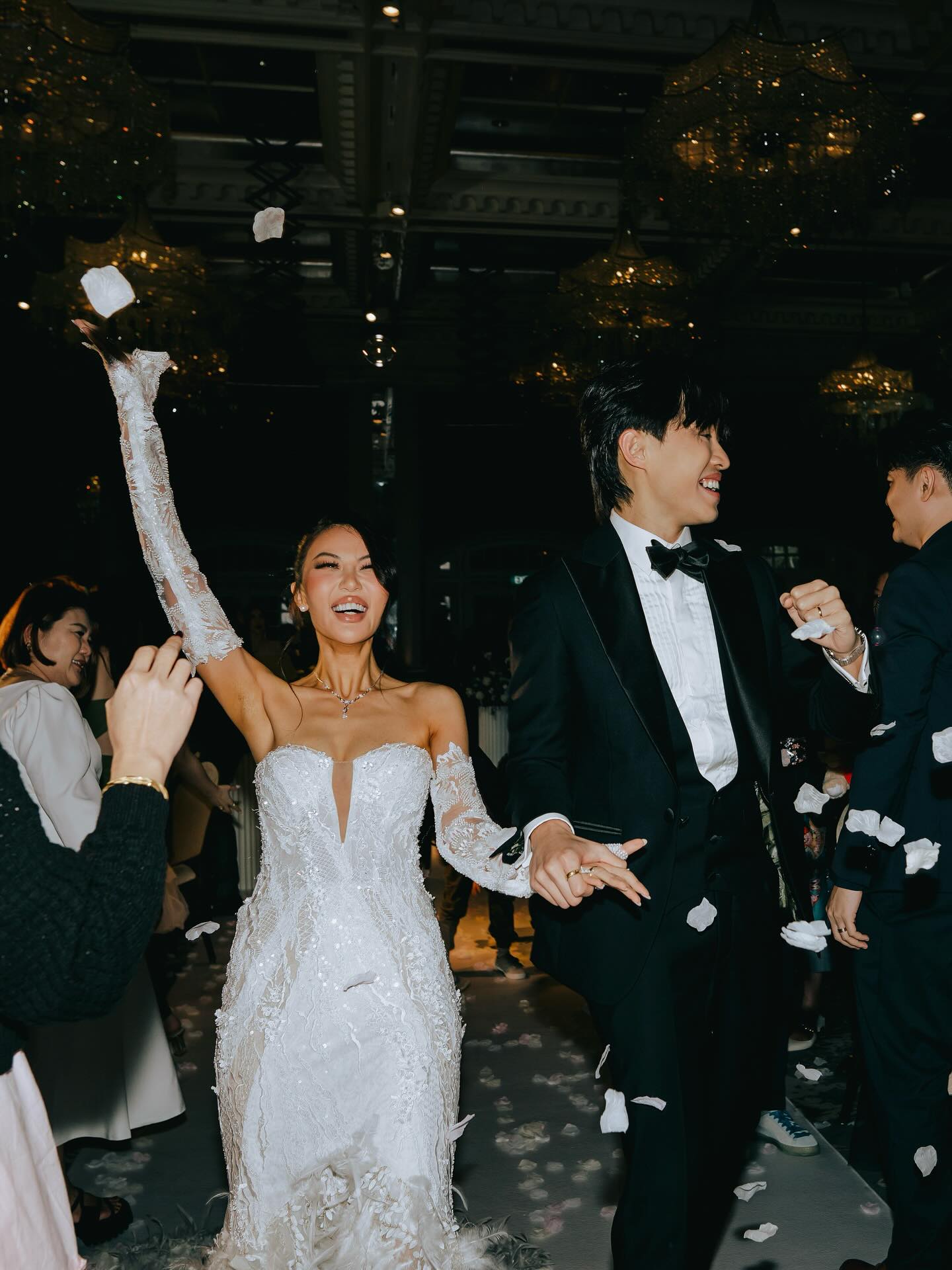 Moments like this are why we love what we do 🥹
Seeing Trevor & Abbey's pure joy, love, and celebration come to life is the heart of wedding planning.
There’s nothing better than watching our couples fully soak in the moment and have fun. ✨
💌 Let's plan your unforgettable day together
Couple: @trevtham @abbeypuppey
Venue: @raffleshotelsingapore
Planner: @idoforyouofficial
PG: @multifolds
VG: @preciousfilmsweddings
Hairstylist: @alisontay.makeup
Gown: @graceateliersg @saintbridal
Photogallery & Magazine Booth: @rosettedesignsco
Photobooth: @arcadestudio.sg
Live Band & Emcee: @musicaltouchlivemusic
Bridesmaid’s Dress: @mylittlebowsg
#idoforyouofficial #weddingplanning #weddingcoordination #luxuryweddingplanning #weddingplanner #weddingsg #weddings