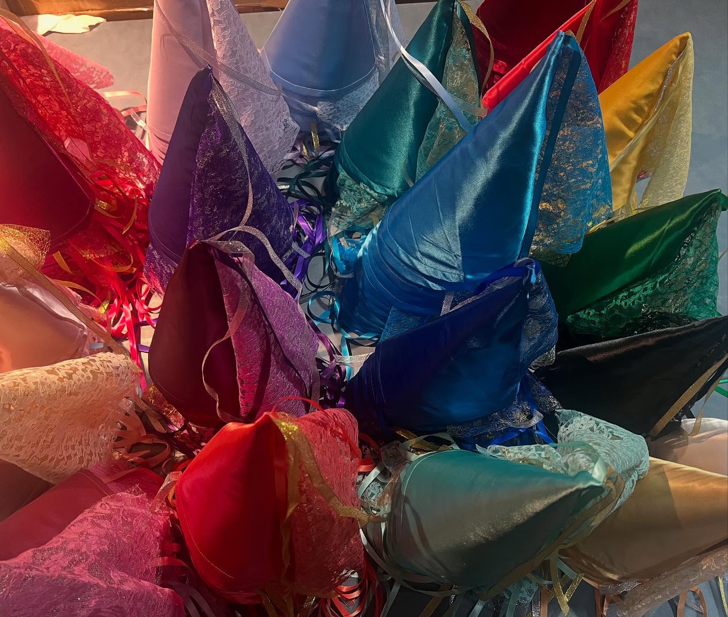 The princess hat rainbow explosion!!