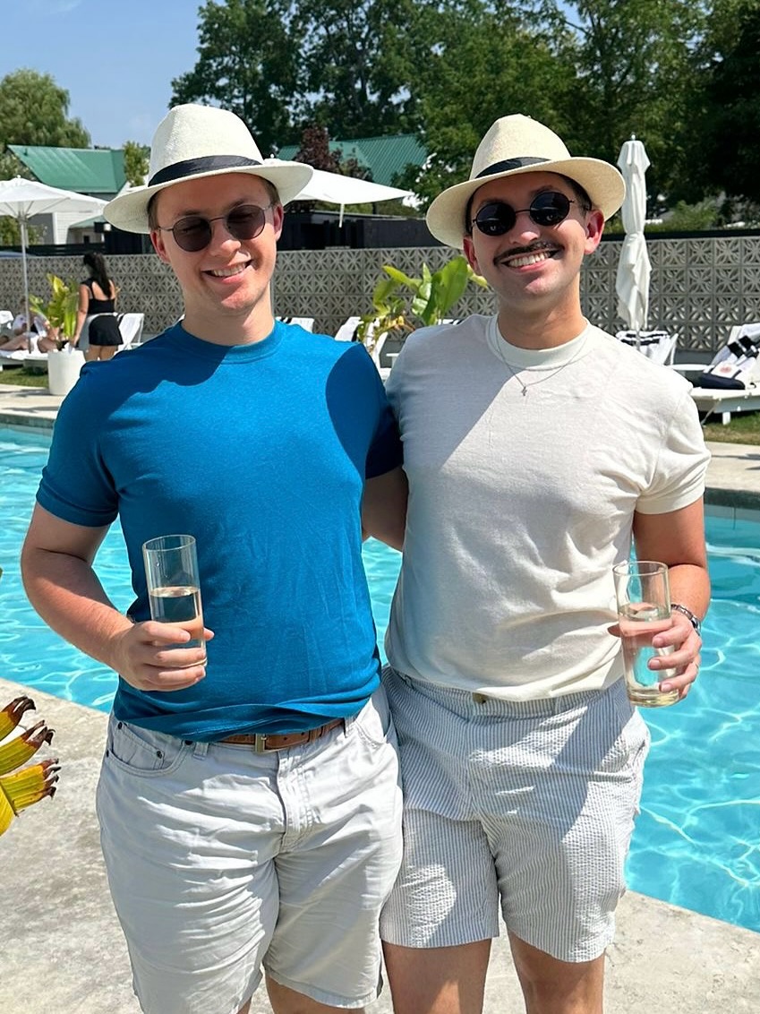 When you wear Studio LeaF, you’re not just wearing a T-shirt—you’re wearing connection. 💚 This couple is proof that love, comfort, and sustainability go hand in hand. 🌿
Enjoying the beautiful day, enjoying life! Thanks @yan_blanc21 and @james01davies for your love 🫶
What’s your connection? Connect with us - Join the movement with @studioleafonline
#EcoFashion #SustainableClothing #OrganicTshirt