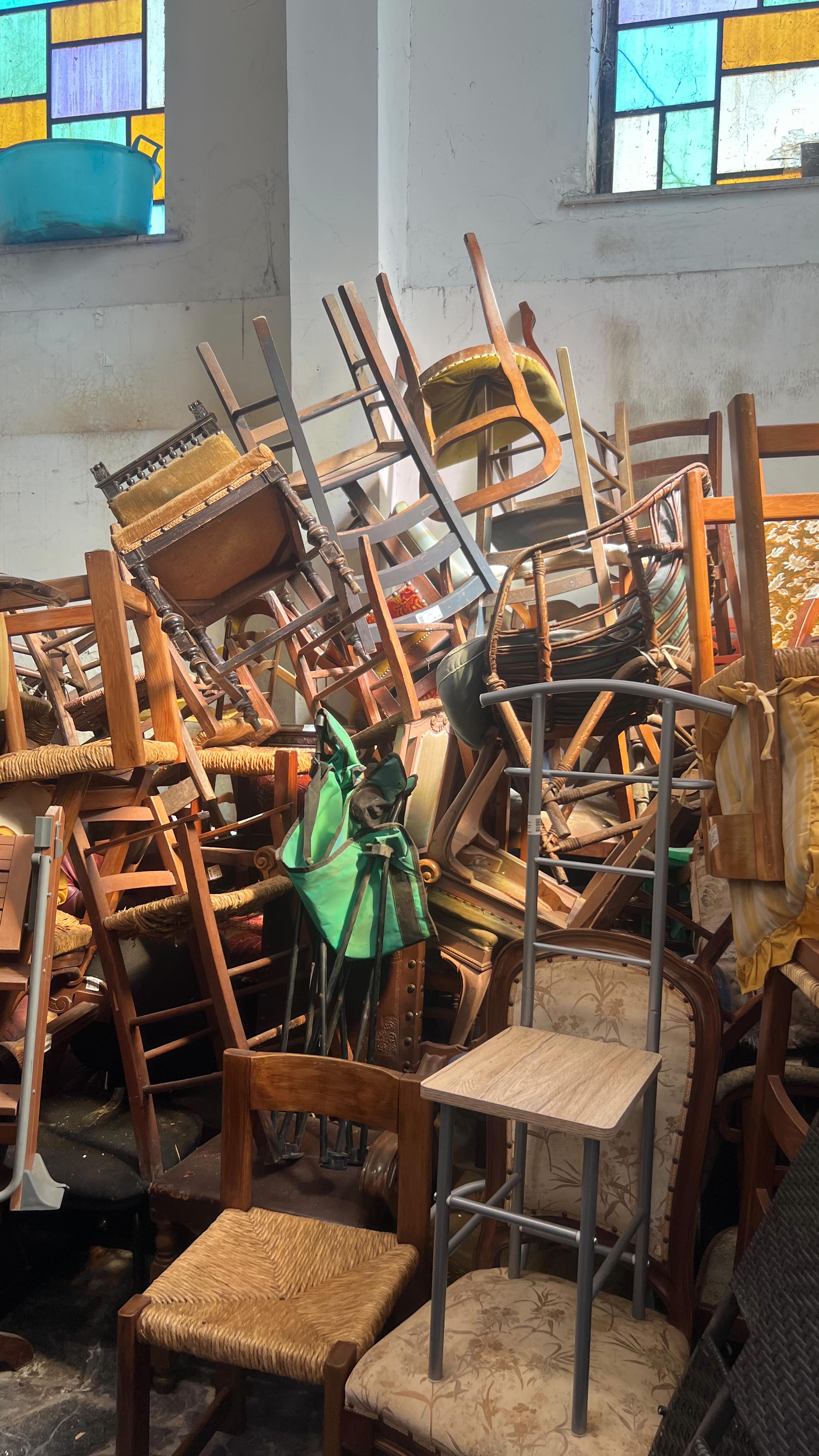 After spending a lot of time renovating the shop in Berlin, I also had to source new furniture for the opening!!
I combined holidays and work Trip in the most beautiful places in France and Italy with my loved ones :)
Currently heading back to Berlin, I still don’t know when I can open the shop because of some delay with the floor… but Im doing my best and I will keep you informed!!
#shopopening #vintagefurnitureshop #vintagefurniture #berlininterior #vintagemöbel #vintagefurnitureforsale #smallbusinessberlin