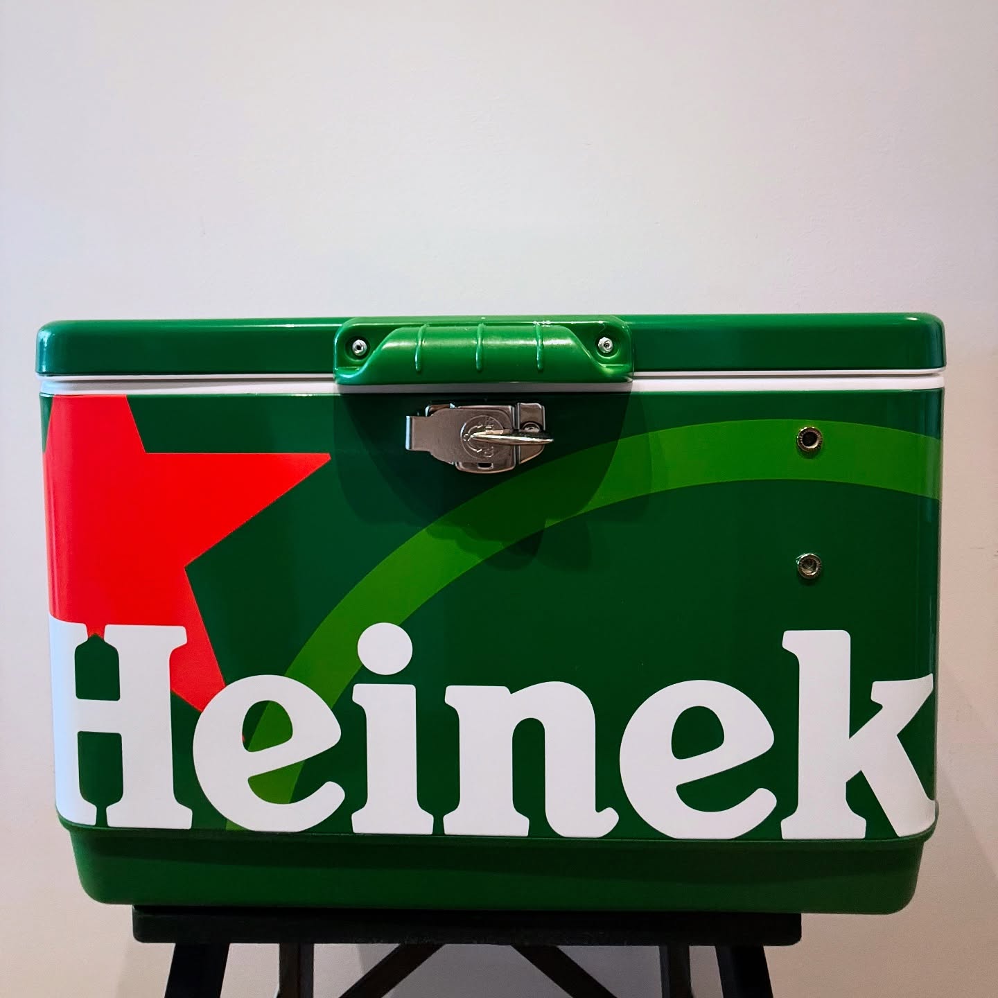 .
RAFFLE PRIZE!!!
Don’t miss the launch of our #DCIndyCar watch parties @niceneasymotoco
A million thanks to our Official Sponsor @heineken_us for the continued support and helping us make these events as special as they are.
See you on Sunday!!