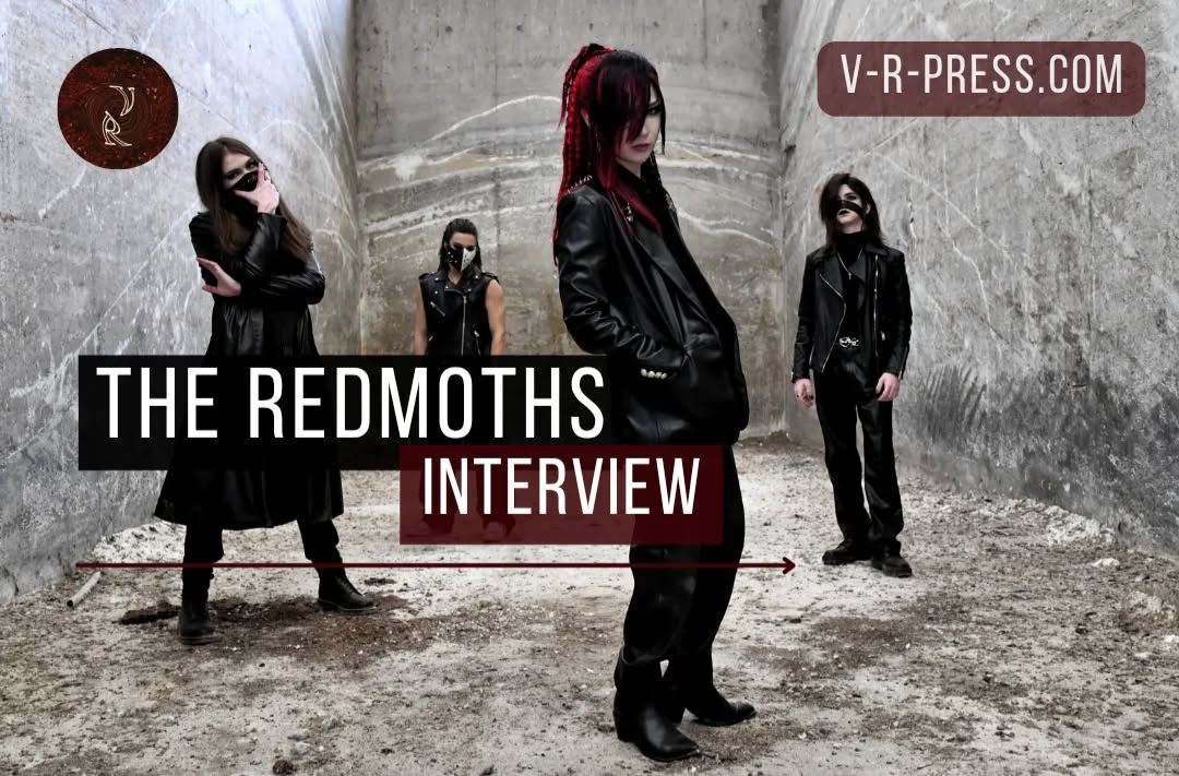 🎙️INTERVIEW : The Redmoths
Découvrez le monde musicale inspirant du groupe franco-japonais The Redmoths à travers cet entretien ! 🔥
📎 lien en bio
……………
VISUAL RUN, webzine français dédié au Visual Kei / J-rock en activité depuis 2017.
🎙️Interviews d’artistes
💻News
📱Promotion
🎵Live report
📰 Mini mag
v-r-press.com
—————
#webzine
#interview
#theredmoths
#v系
#ヴィジュアル系
#ヴィジュアル系バンド
#マガジン
@the_redmoths @rei_theredmoths @rockstarkylle @vinnie_valentine_ @mitsuki.theredmoths
