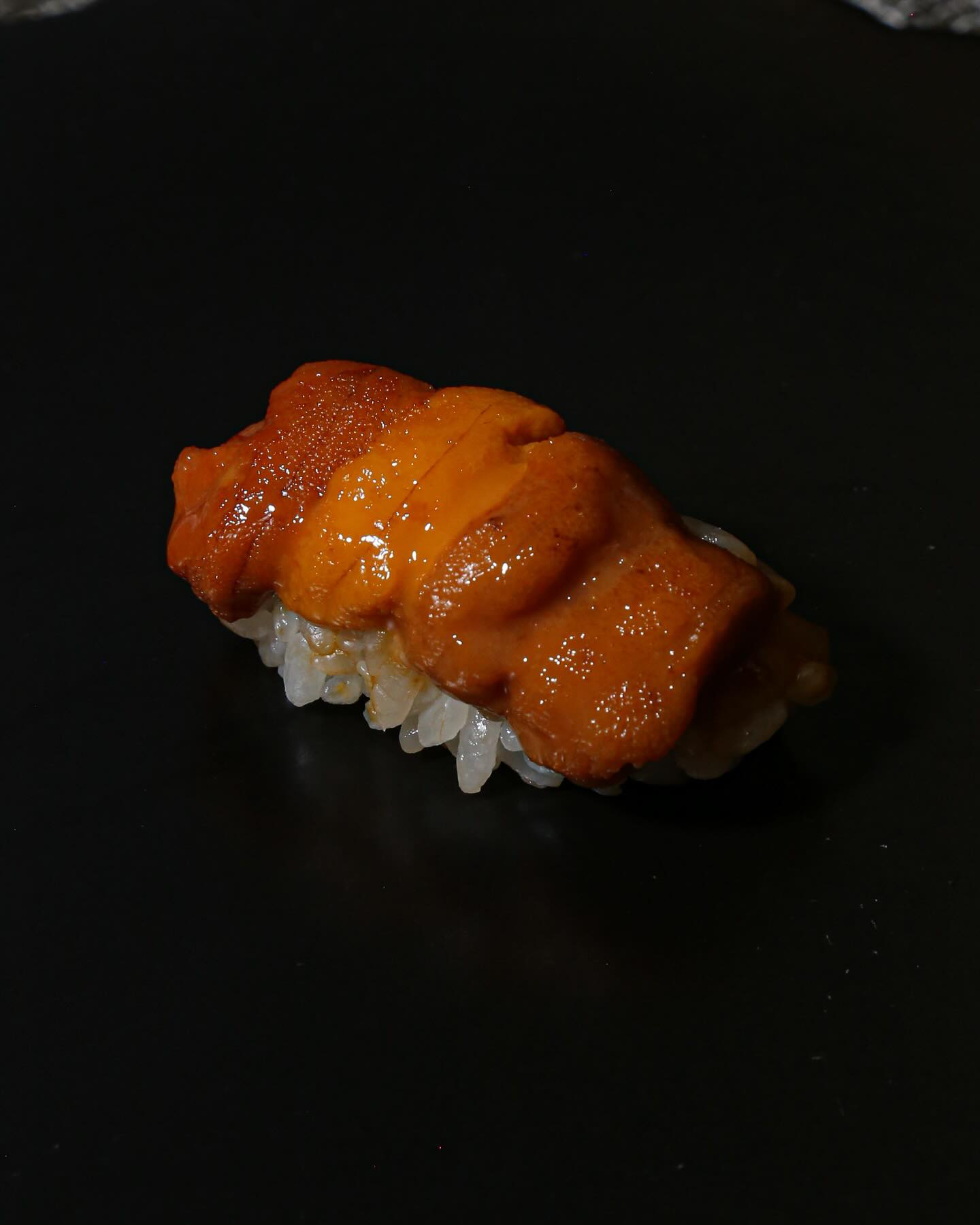 Fresh uni doesn’t need much, just perfect handling and timing. It’s the kind of bite that speaks louder than words.