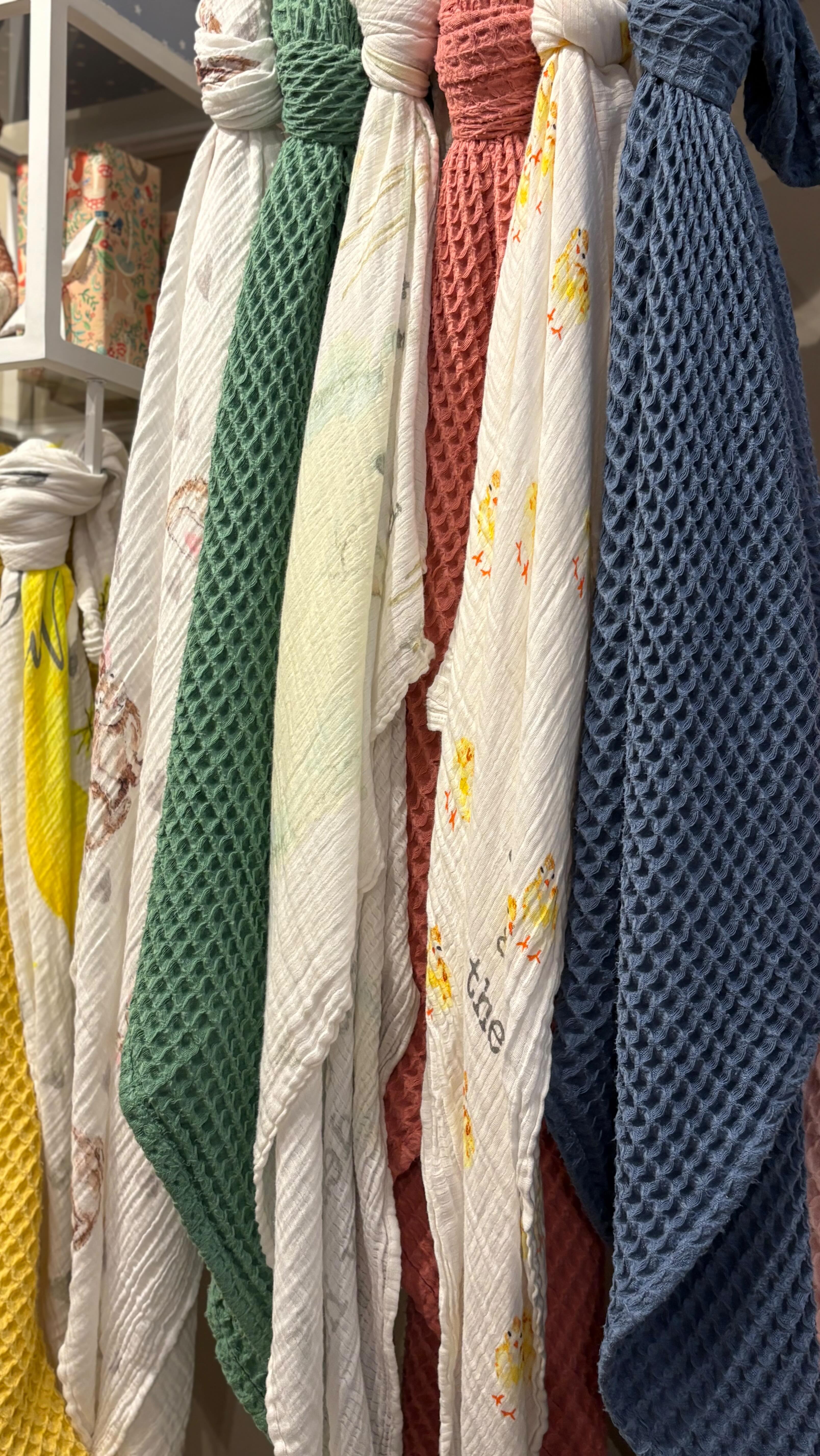 So many baby showers this past weekend and we were able to wrap up so many gifts for you.🩵🩷
Bella Tunno and Milkbarn are definitely your go-to brands to gift.
We’ve been carrying the Bella Tunno brand for a few years now. Do you know that they donate one meal to a child in need for each piece that is sold? They are amazing products and an amazing company. I am very proud to offer them at The Nest.
Our Milkbarn clothes are so soft and the designs are just so stinkin adorable.
#thenestonmainbelair #shoplocal #bellatunnobaby