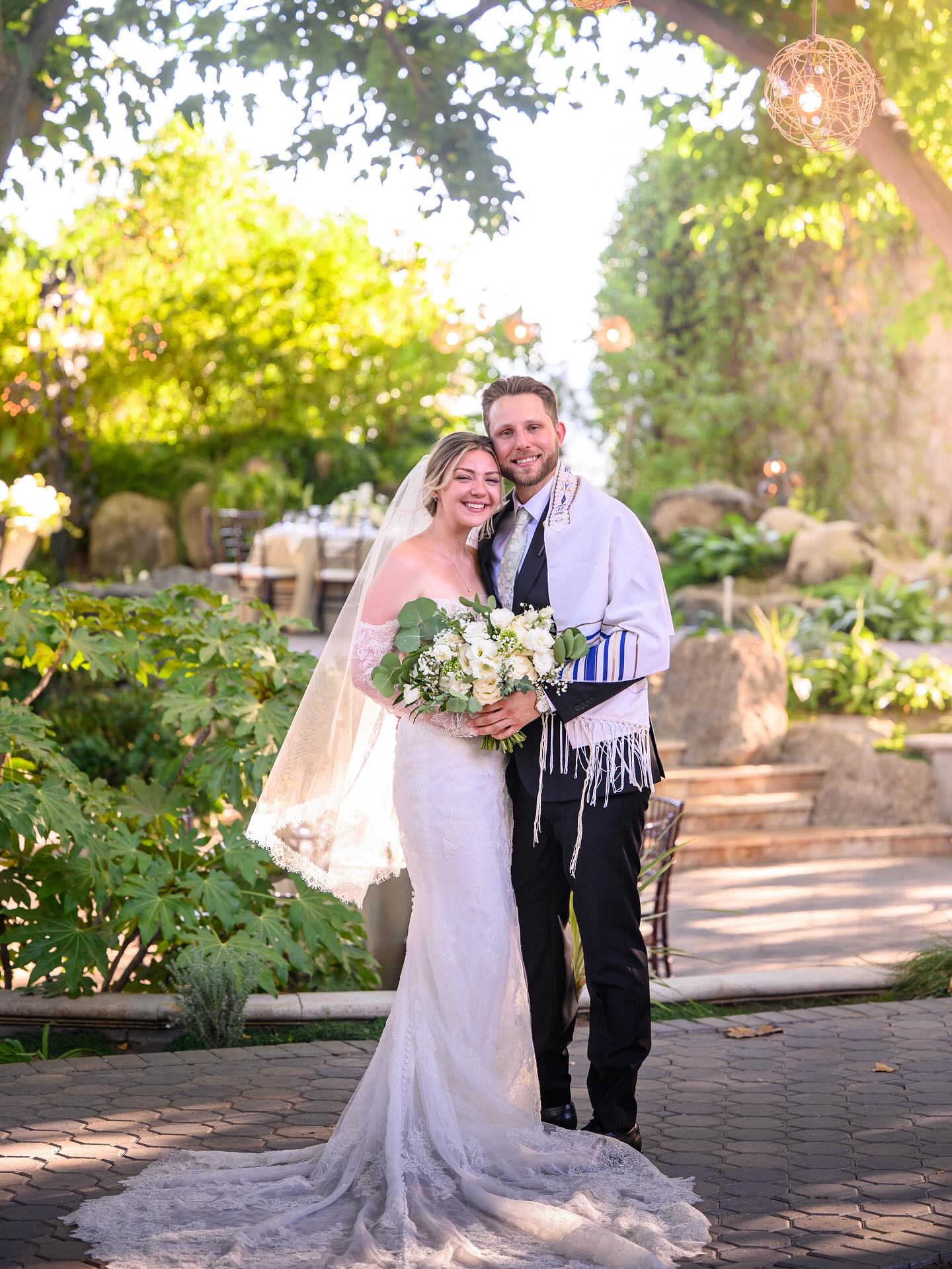 A picture perfect wedding 🤍 Congratulations to Josh and Jessica! ✨
Vendors:
Venue: @brownstonegardens
Photography: @ajclarkphoto
Florals: @theflowerhouse_ca
DJ/Entertainment: @amospro
Bridal Salon: @jaimebridal
Bridal Gown: @martinalianabridal
@trivalleywedpros
#wedding #weddingday #bestdayever #weddingdress #weddingdressinspo #weddinggown #weddinggowninspo #weddingvibes #newlyweds #theysaidido #martinaliana #martinalianabridal #coutureweddinggowns #jaimebridal #downtownpleasanton