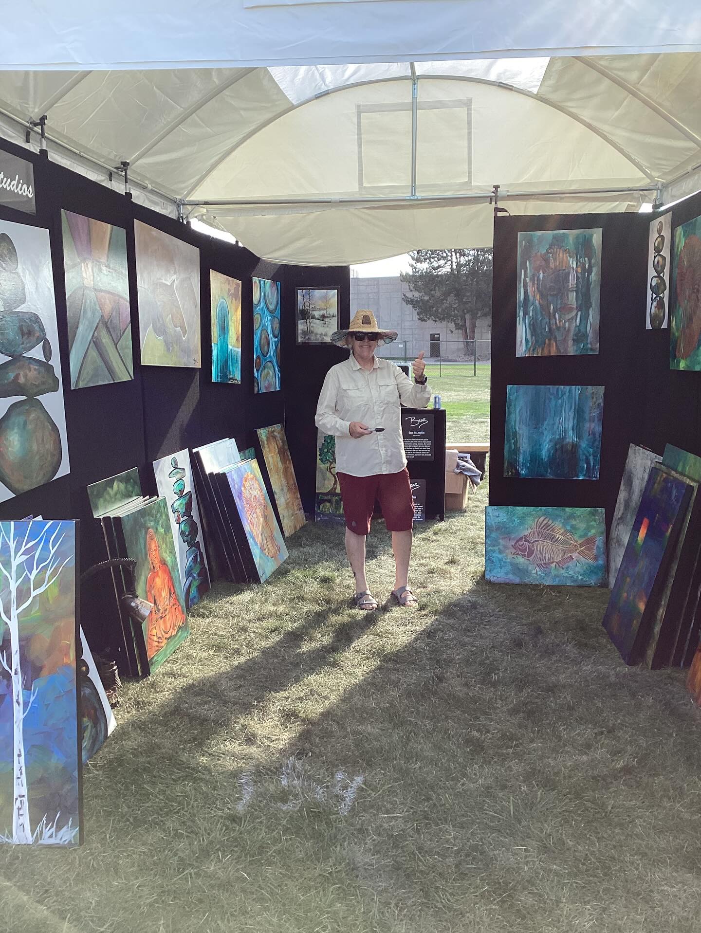 Affordable Arts is on now!!!!
I’ve moved. Find me at 154 back row by the Porto station
.
.
.
#artshow @affordableartsfestival