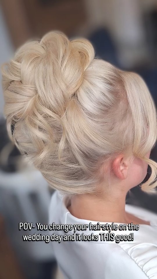 Bridal transformation!
When my beautiful bride Abi said that she'd like to change her hair from her trial, I was excited, intrigued, and so glad we made the change! I am always happy to hear your feedback and be guided by you!
.
At Abi's trial, we went for a beautiful updo (which I can post if you'd like to see!)
But It just lacked something... we needed bigger, bolder, better!
.
Obsessed with this final look and her whole look in general!!! I can't wait to show you more from this incredible day at @stanhill_court !
.
Bridal hair
West Sussex hair
Sussex Bridal hair
#westsussexbride #highupdo #Bridalbun #bridalinspo #surreybridalhair #stanhillcourthotel