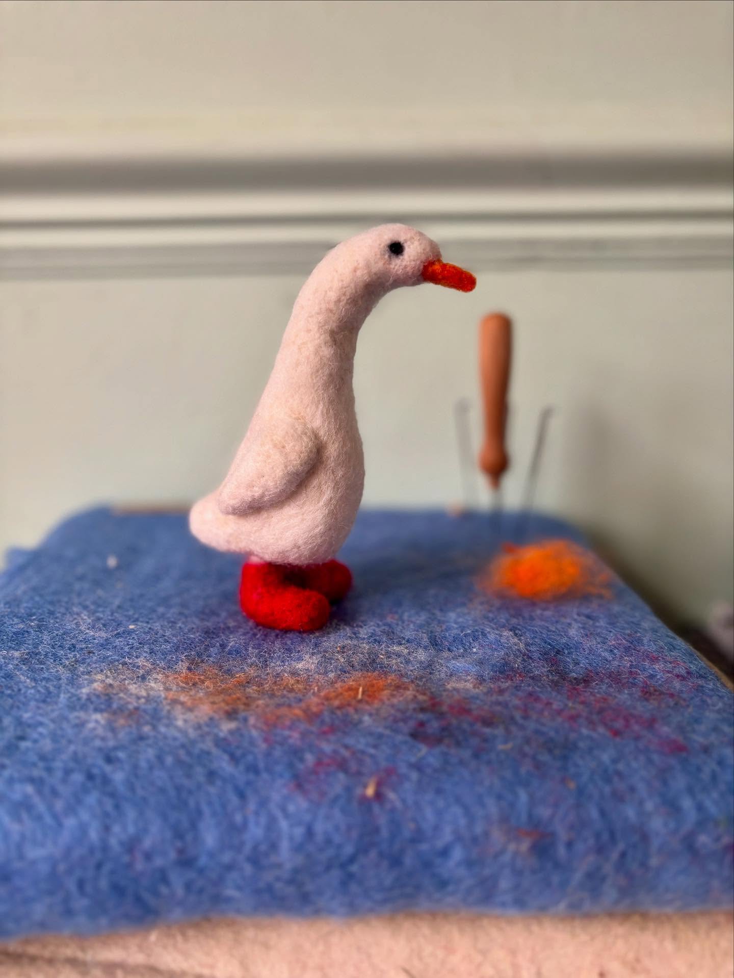 I’ve been juggling doing the full time job, school holidays & getting exhibition ready but had a little bit of ‘me’ time and felt like creating something 3D for a change! What do you think? ❤️