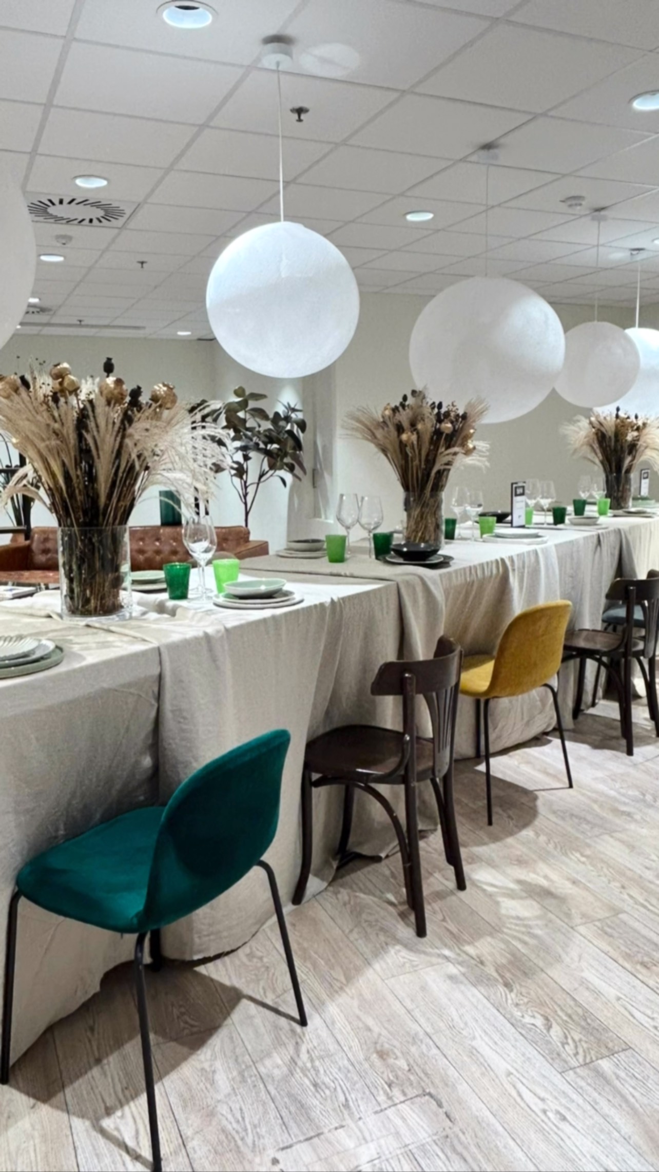 Começando a #parisdesignweek .. só um pouquinho das novidades por aqui ..Abertura oficial dia 03/09..
Motivo para viajar tem de sobra , mas que nos abre para a criatividade e inspira ainda mais , não tenho dúvida .
Trabalho inspirador ..ver coisas belas.
#designweek
#paris
#maisonandobjet
#marais
#designerdeinteriores
#inspiraçāo
#criatividade